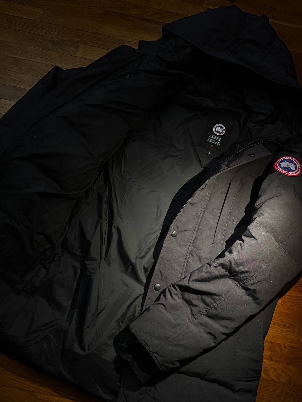 Canada Goose Canada Goose black parka Size US S / EU 44-46 / 1 - 3 Thumbnail