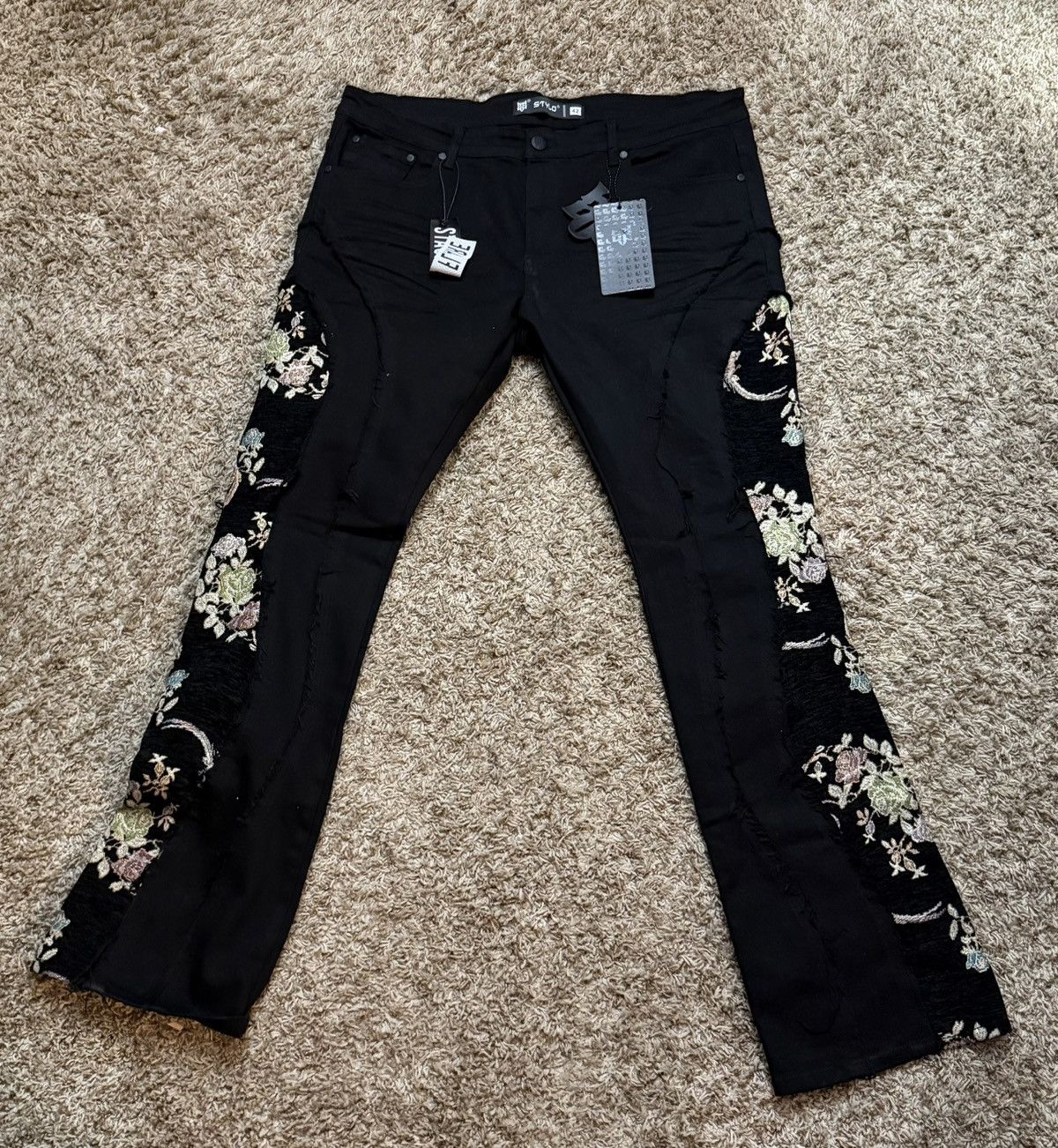 Other Stylo Black Embroidered Floral Flare Denim JeansMen's Size US 42 / EU 58 - 2 Thumbnail