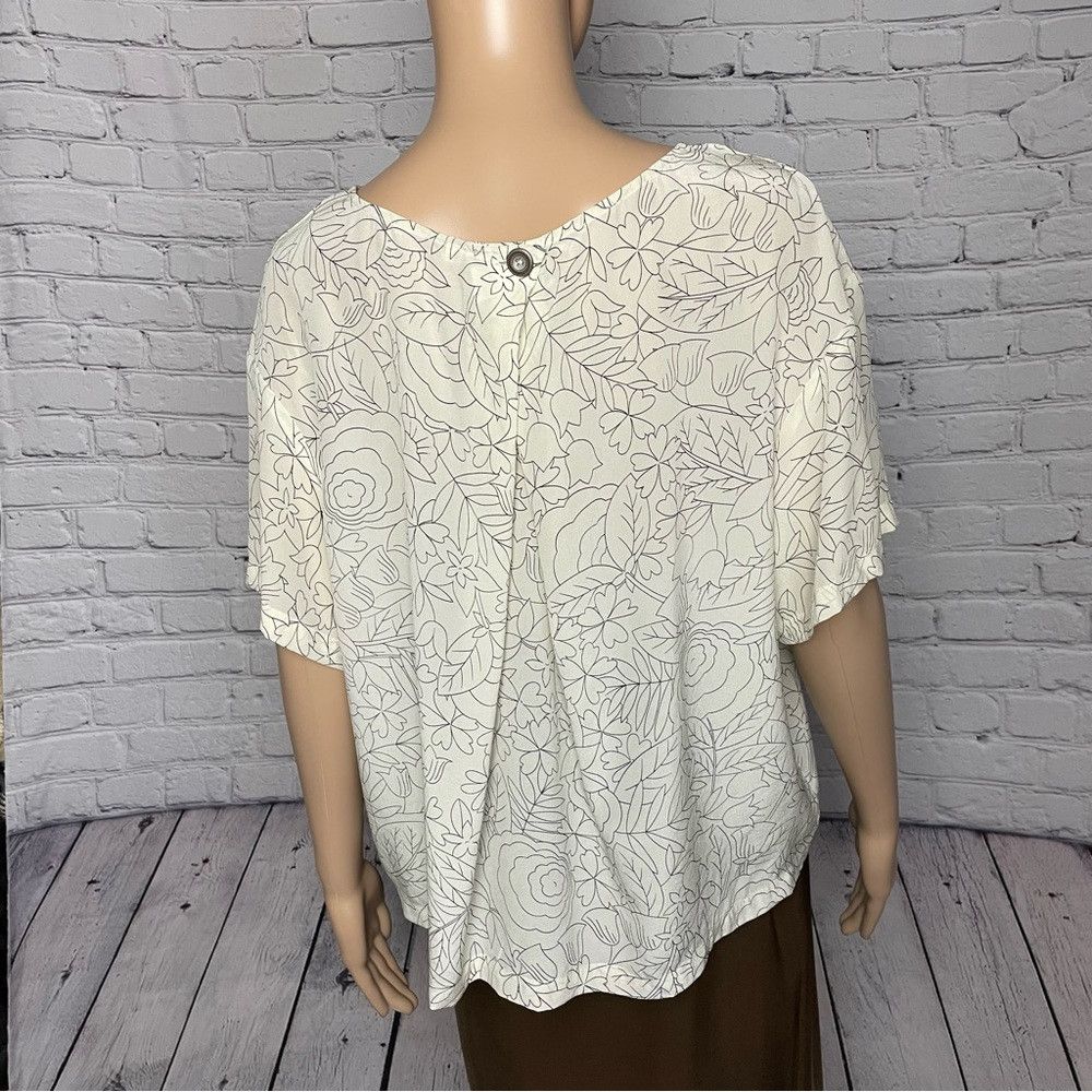Anthropologie Anthropologie Postage Stamp White Floral Silk Blouse Size 1 Size XL / US 12-14 / IT 48-50 - 5 Thumbnail