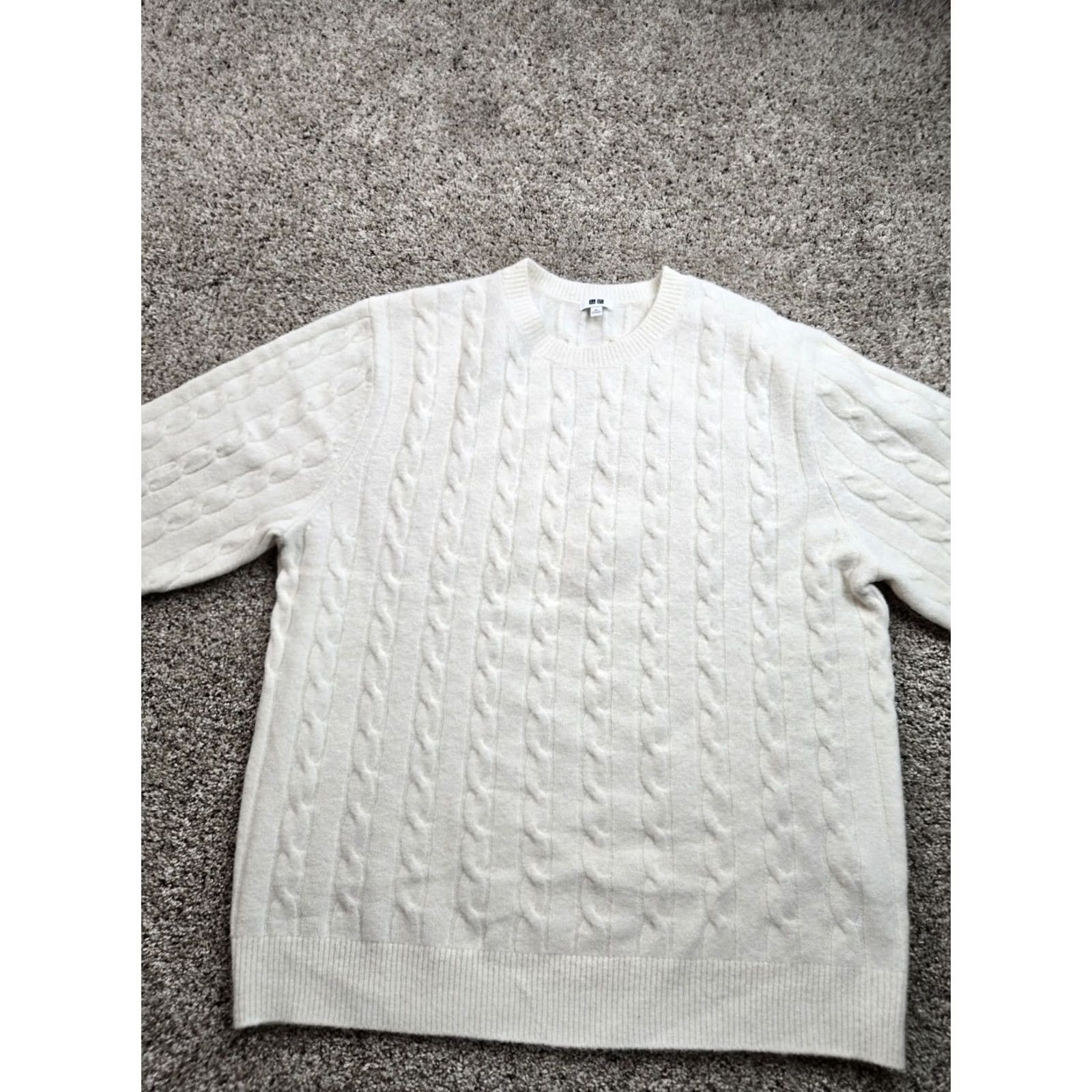Uniqlo Uniqlo Sweater XL Beige Cable-Knit Crew Neck Pullover Long Sleeve Casual Mens XL Beige Knit Pullover Wool Blend Wool Blend Fall Winter 100%? Size US XL / EU 56 / 4 - 3 Thumbnail