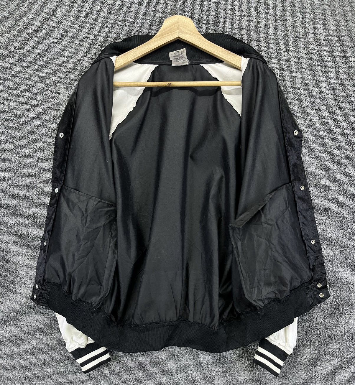 Majestic Vintage Majestic MLB New York Trashed Varsity Jacket Size US L / EU 52-54 / 3 - 7 Thumbnail