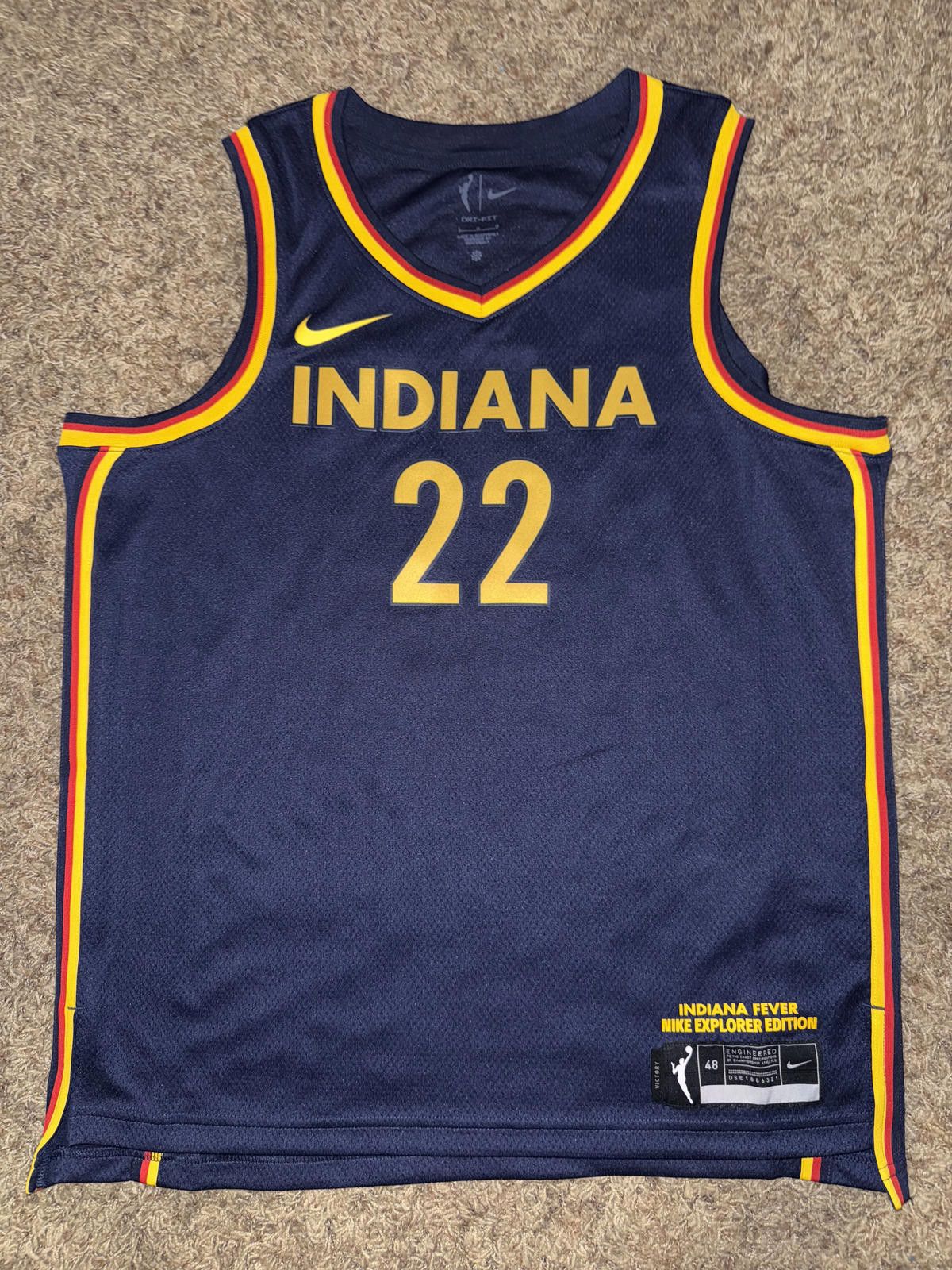 Nike Nike Caitlin Clark Indiana Fever Explorer Edition Dri-FIT WNBA Victory Jersey Size US L / EU 52-54 / 3 - 1 Thumbnail