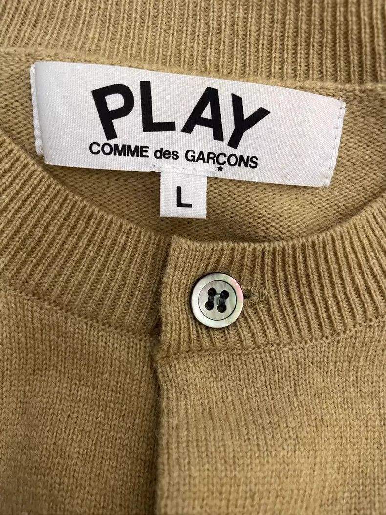 Comme des Garcons Comme Des Garcons Blackheart round neck wool cardigan 2503- Size L / US 10 / IT 46 - 5 Thumbnail