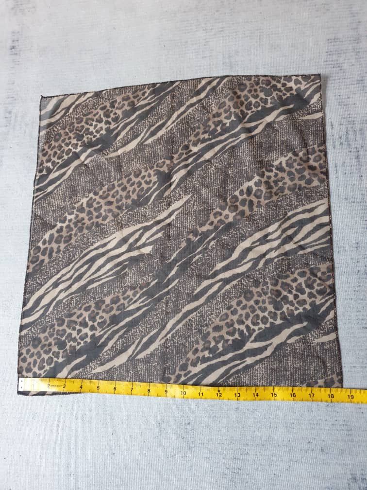 Japanese Brand Unnammed Leopard style scarves Size ONE SIZE - 5 Thumbnail