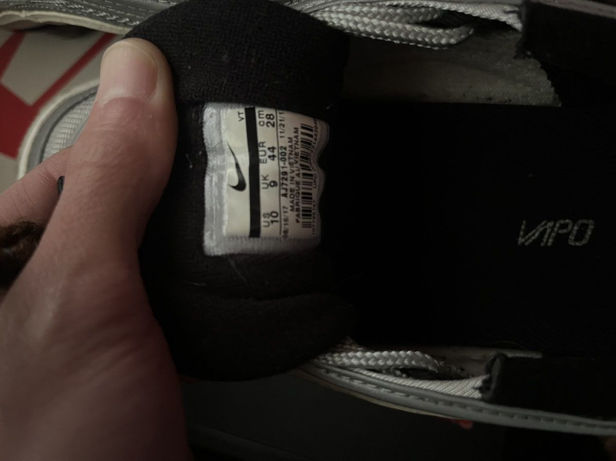 Nike Nike Air VaporMax 97 Silver Bullet Size US 10 / EU 43 - 6 Thumbnail