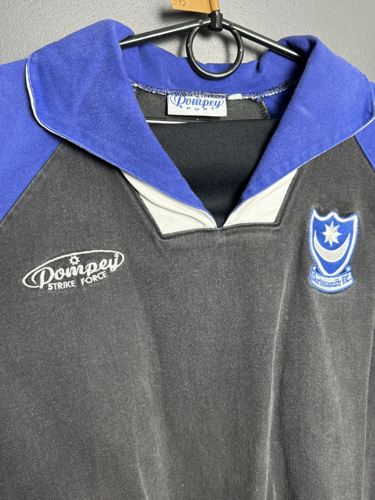 Other Vintage Portsmouth Training Football Sweatshirt Size US XL / EU 56 / 4 - 3 Thumbnail