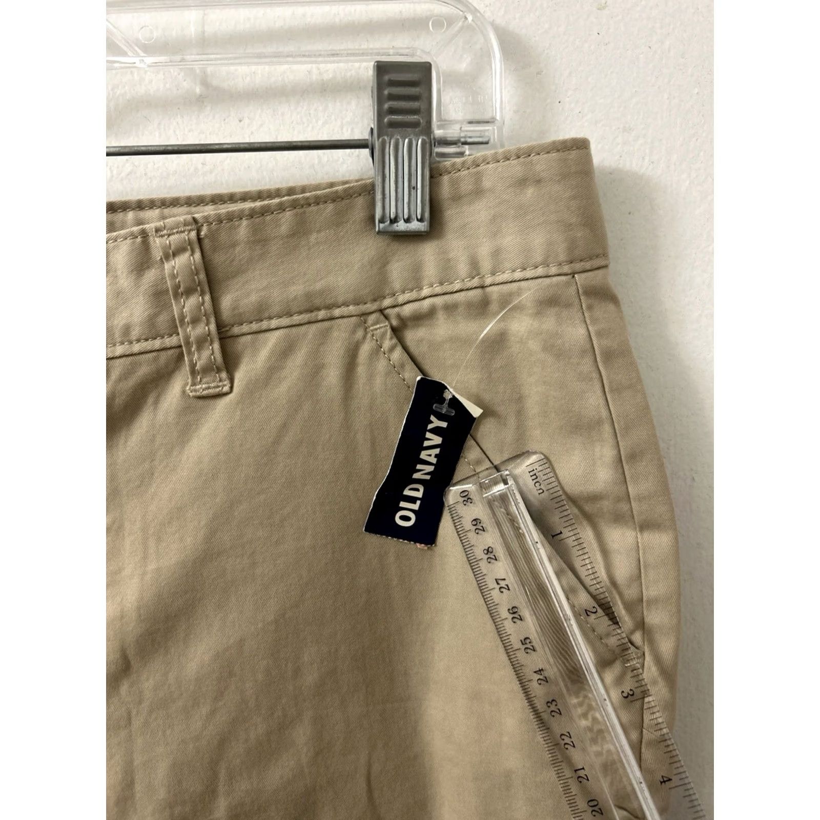 Old Navy Old Navy Pants Womens 16 Beige Skinny Khaki 30x31 Tan Chino Stretch Trousers NWT Size 38" / US 16 / IT 52 - 5 Thumbnail