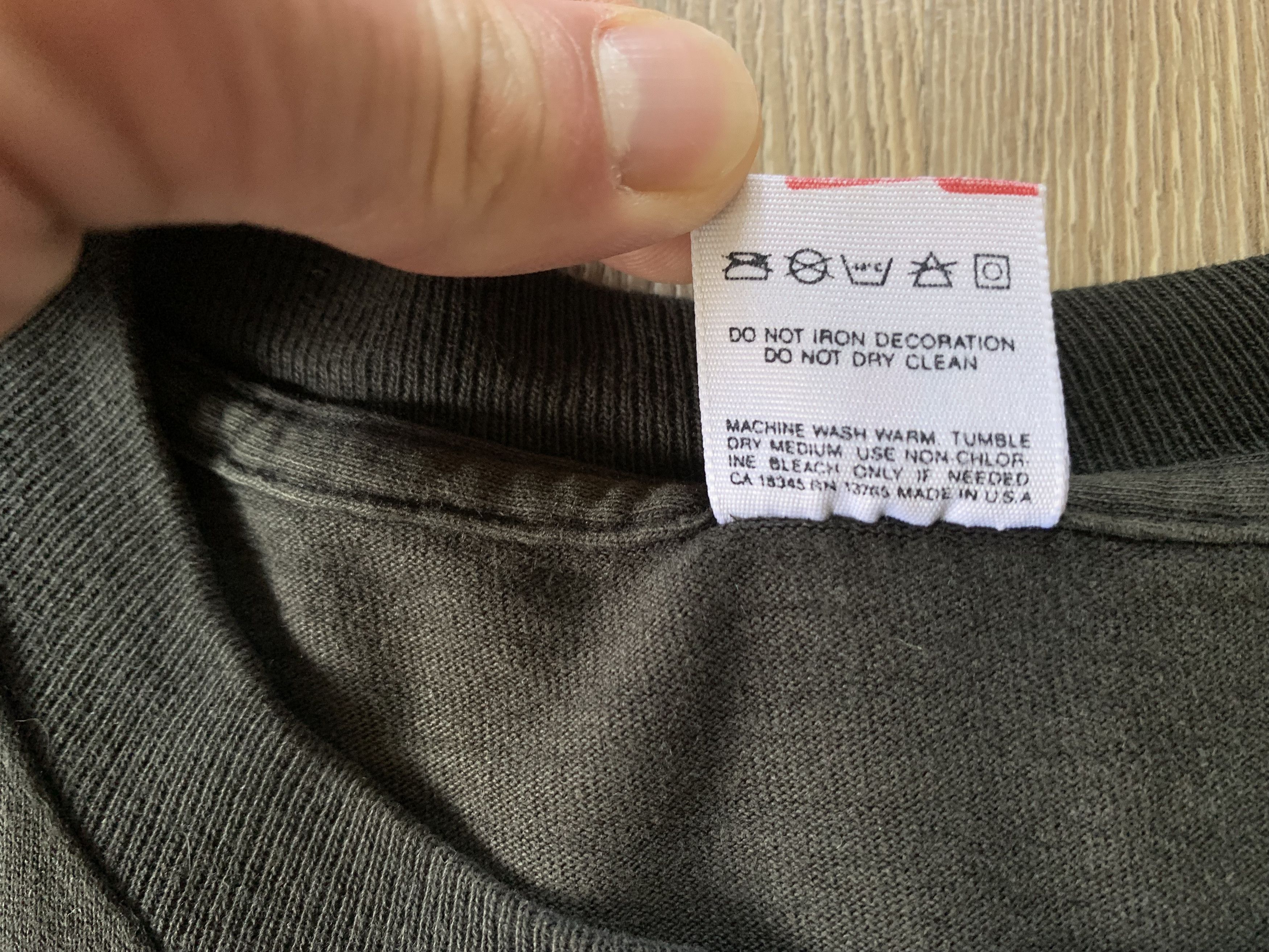 Fruit Of The Loom × Vintage Vintage Fruit Of The Loom Carousel Horse Printed T Shirt Size US XL / EU 56 / 4 - 10 Thumbnail