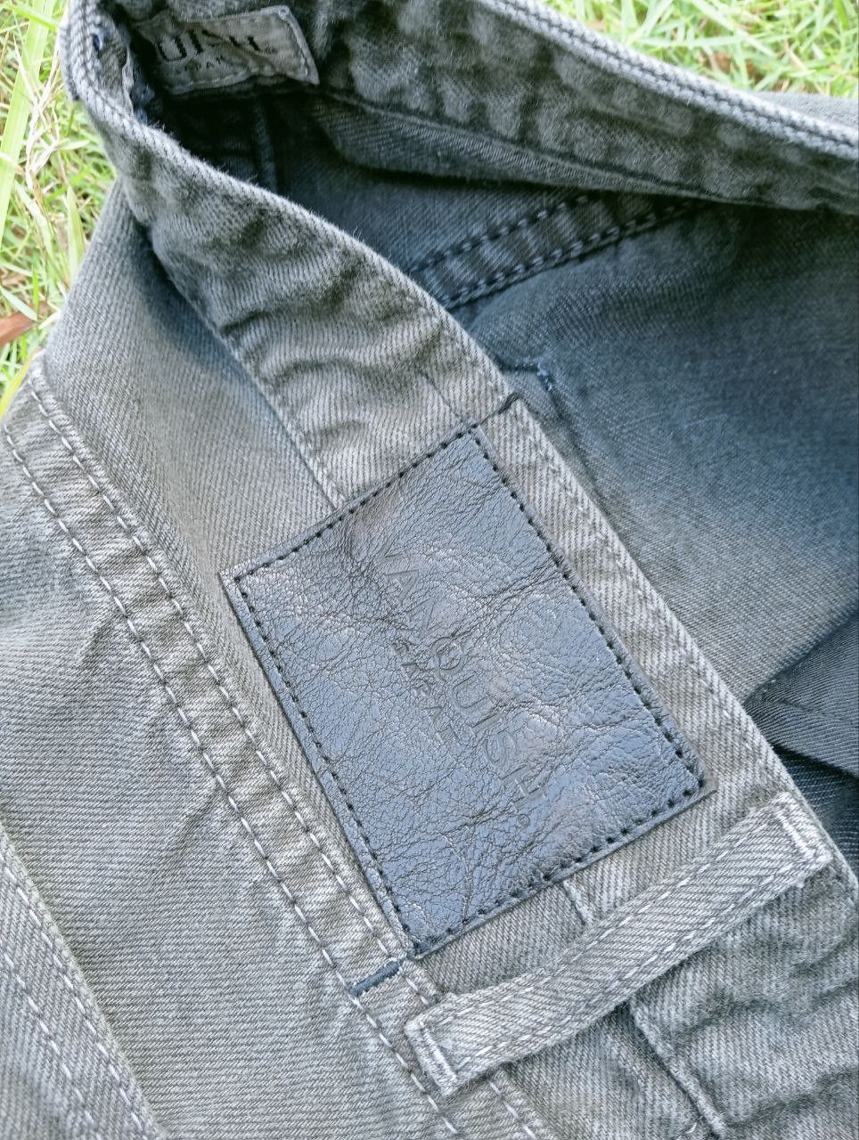 Vanquish VANQUISH JAPAN USED LOOK STUDDED JEANS Size US 32 / EU 48 - 9 Thumbnail