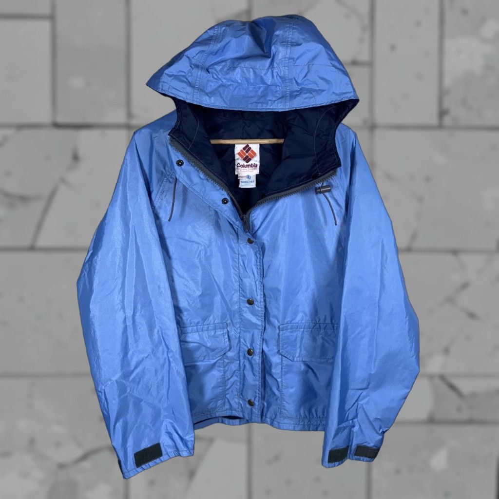 Vintage VTG COLUMBIA Gore Tex Nylon Blue Hooded Jacket Womens L Size L / US 10 / IT 46 - 1 Thumbnail
