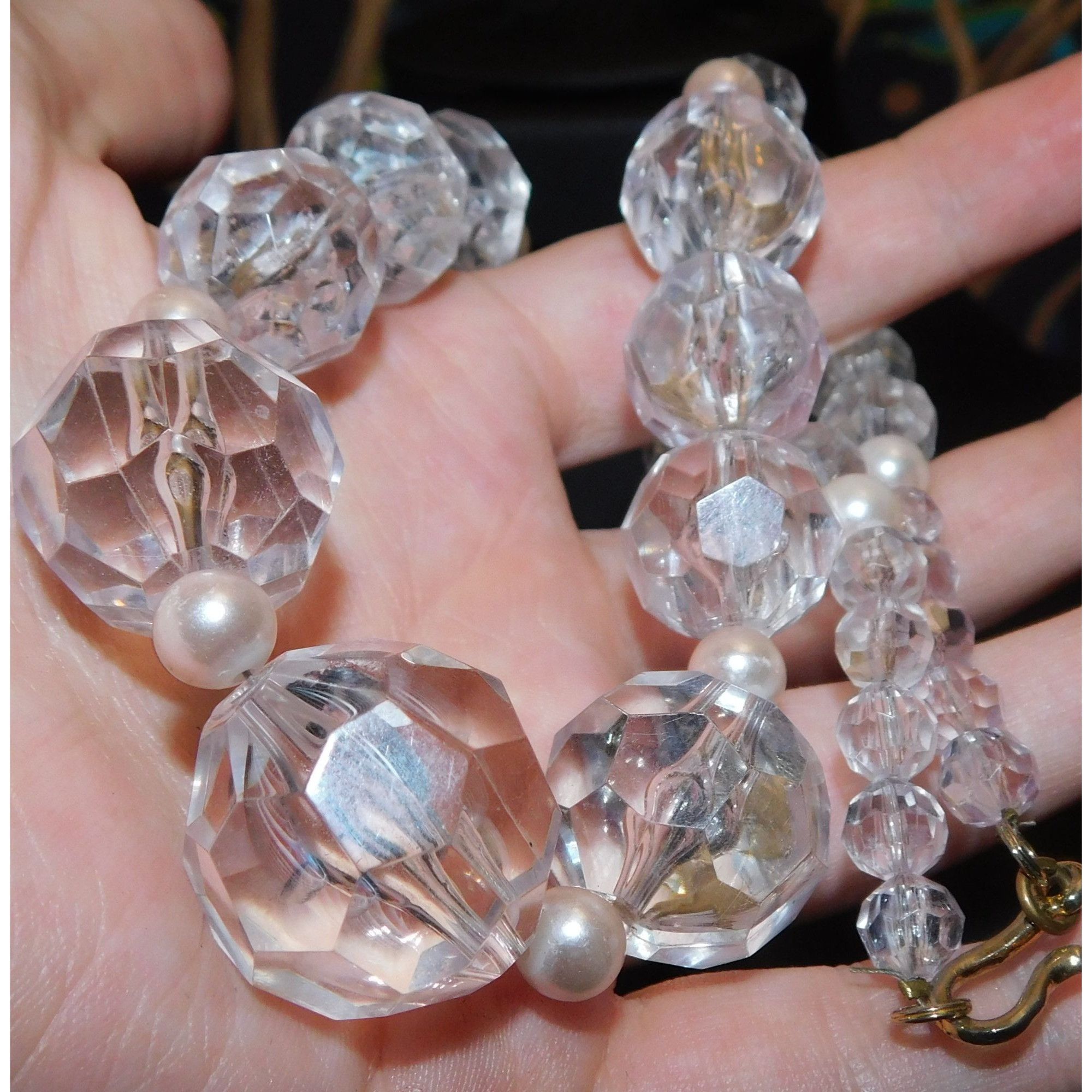 Other Chunky Clear Faceted Beaded Necklace With Faux Pearl Accents Size ONE SIZE - 2 Thumbnail