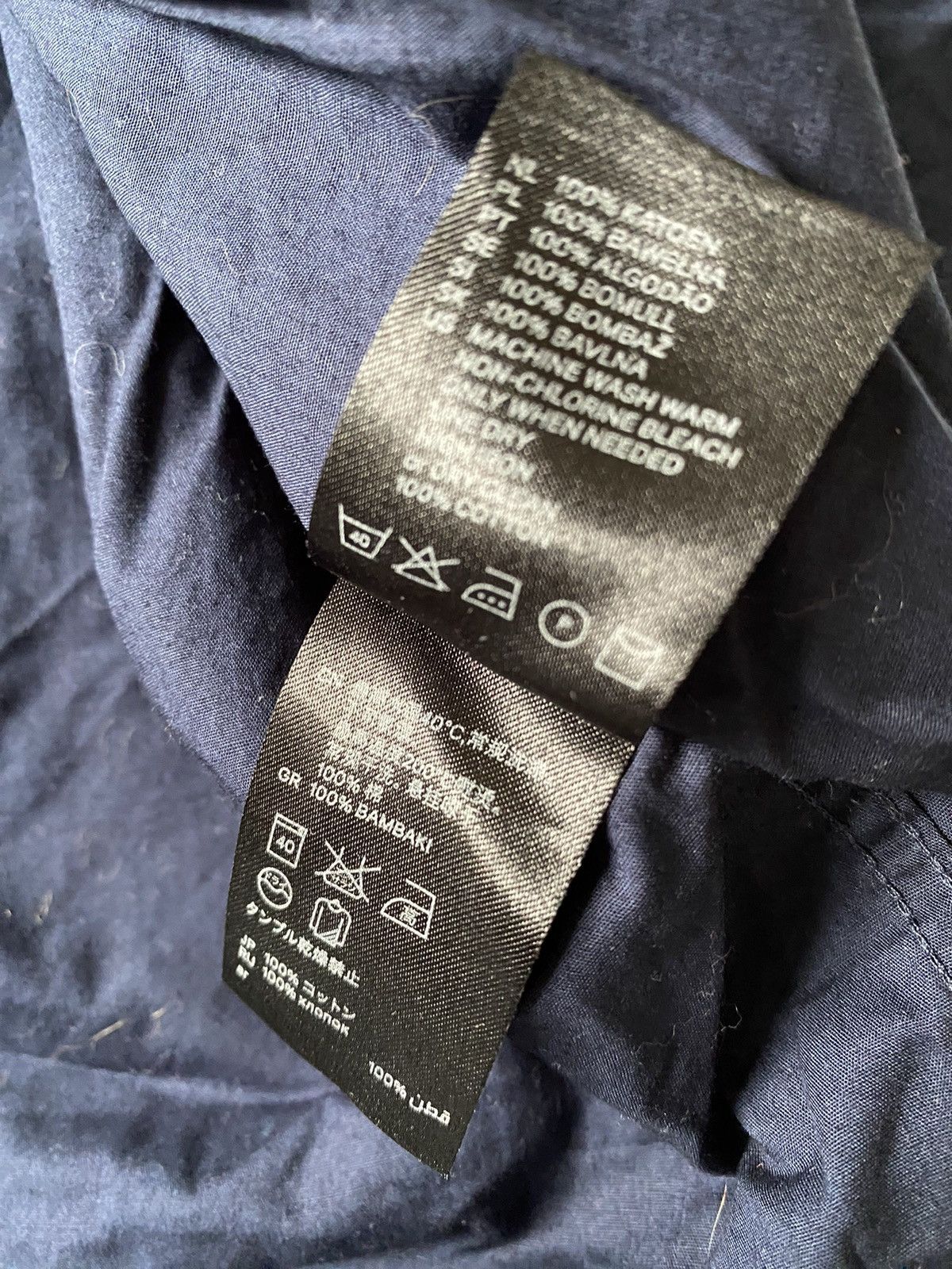 Comme des Garcons × H&M Super Rare COMME des GARÇONS x H&M button down Size US M / EU 48-50 / 2 - 4 Thumbnail