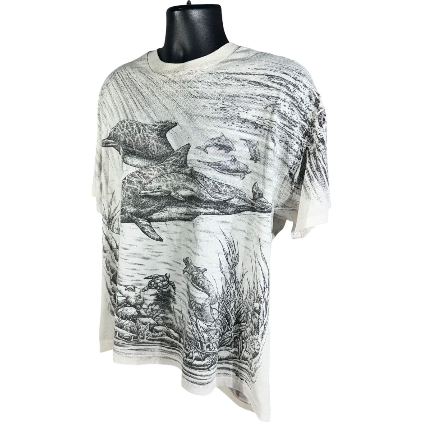 Hanes Vintage Bottlenose Dolphin Ocean Life AOP Tee Size US XL / EU 56 / 4 - 3 Thumbnail
