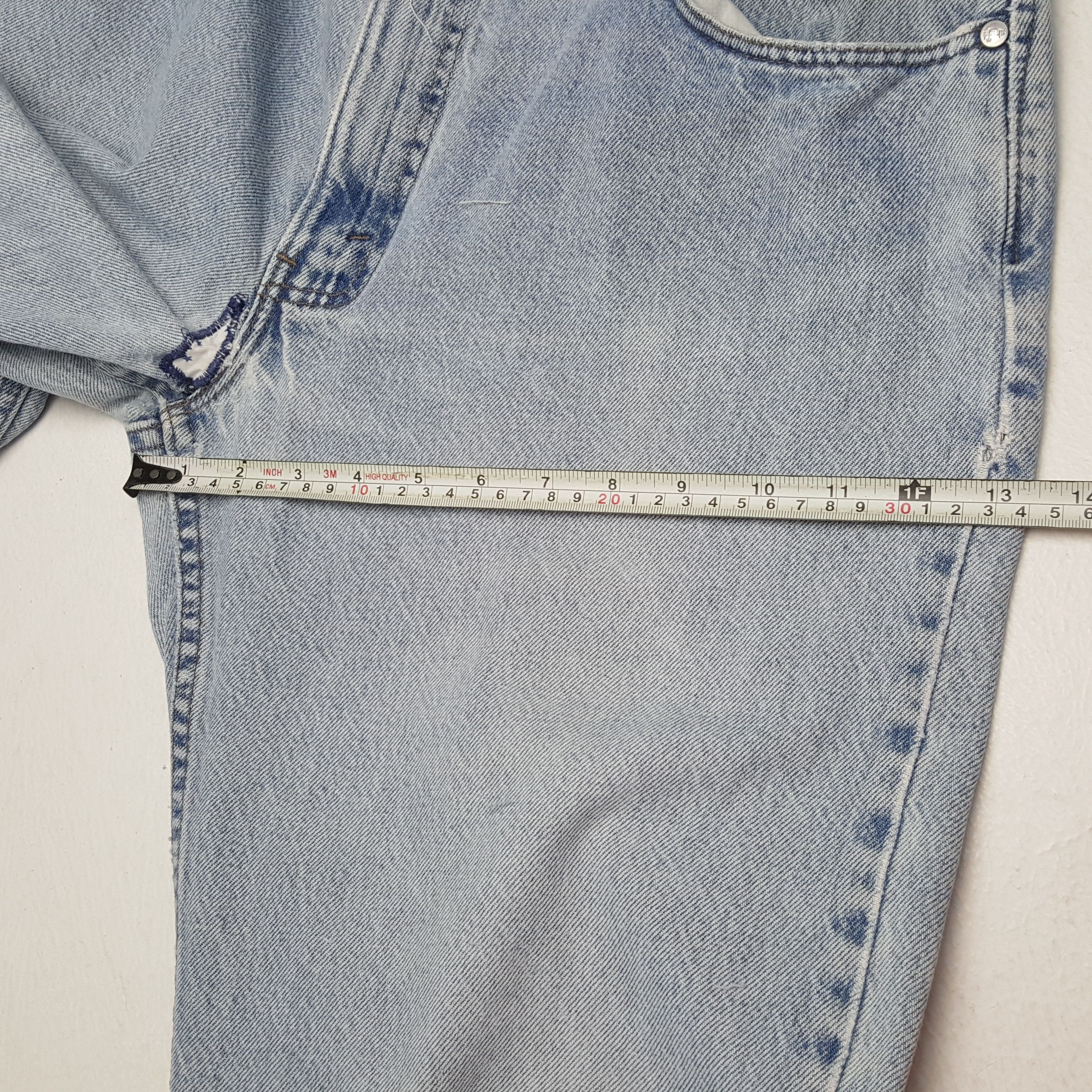 Levi's × Vintage LEVI'S Straight Relaxed Streetwear Style Distressed Jeans Size US 33 - 11 Thumbnail