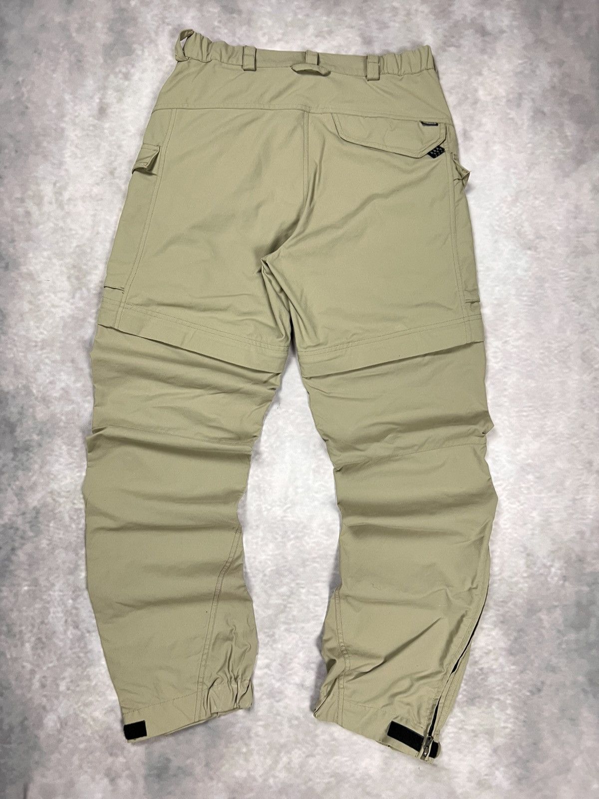 Haglofs Haglofs Wmn Hiking Cargo Transformer Pants + Shorts Sz M Size 32" / US 10 / IT 46 - 5 Thumbnail