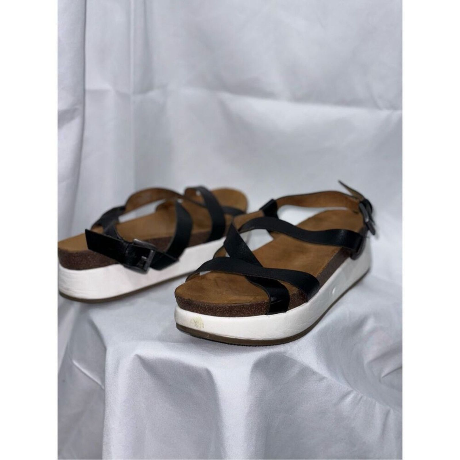 Other Crown Vintage Black Strappy Sandals | Sz 7M Size US 7 / IT 37 - 3 Thumbnail