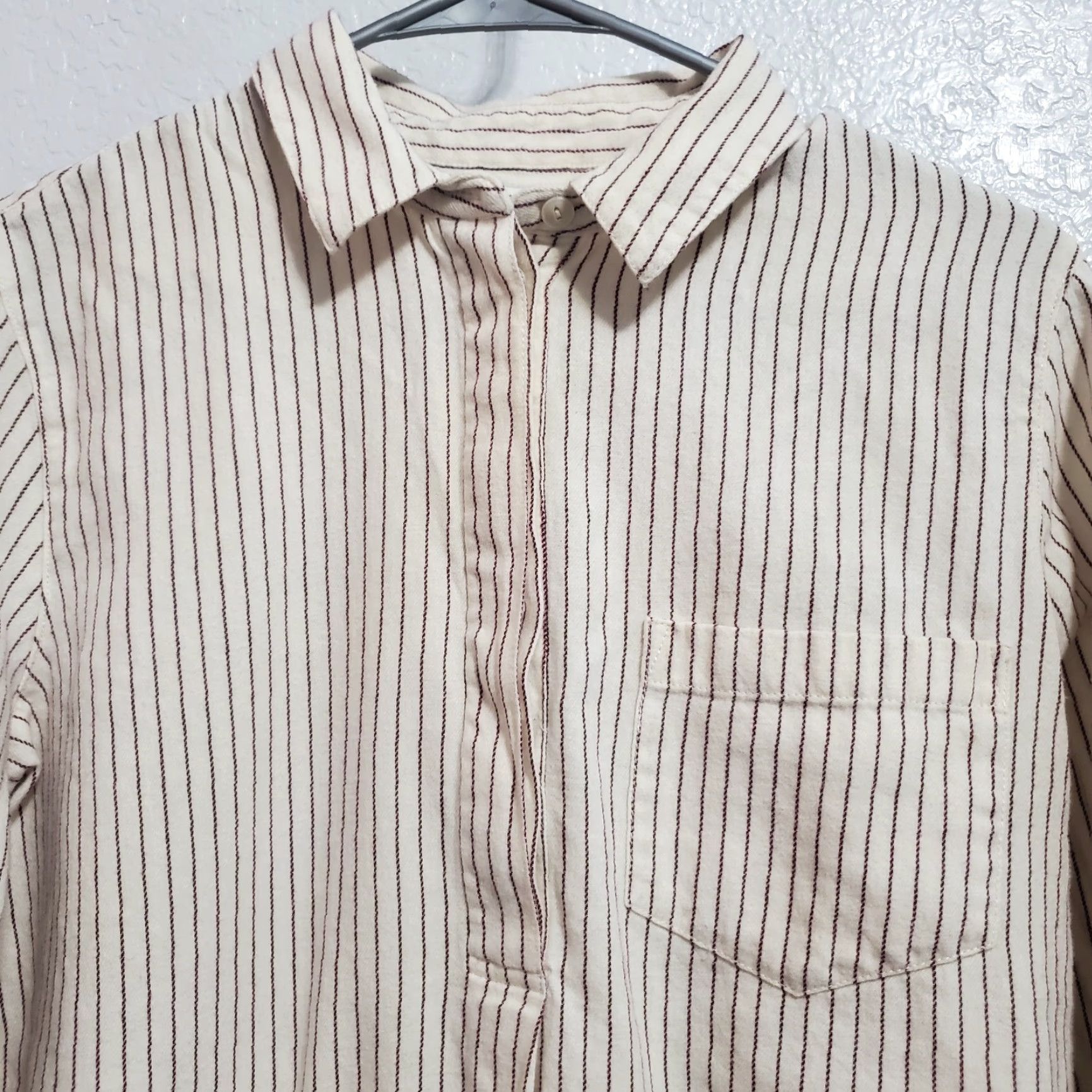 Madewell Madewell Top Womens M Ivory Striped Collared 1/2 Button Front Long Sleeve Back Buttons Blouse Size M / US 6-8 / IT 42-44 - 4 Thumbnail