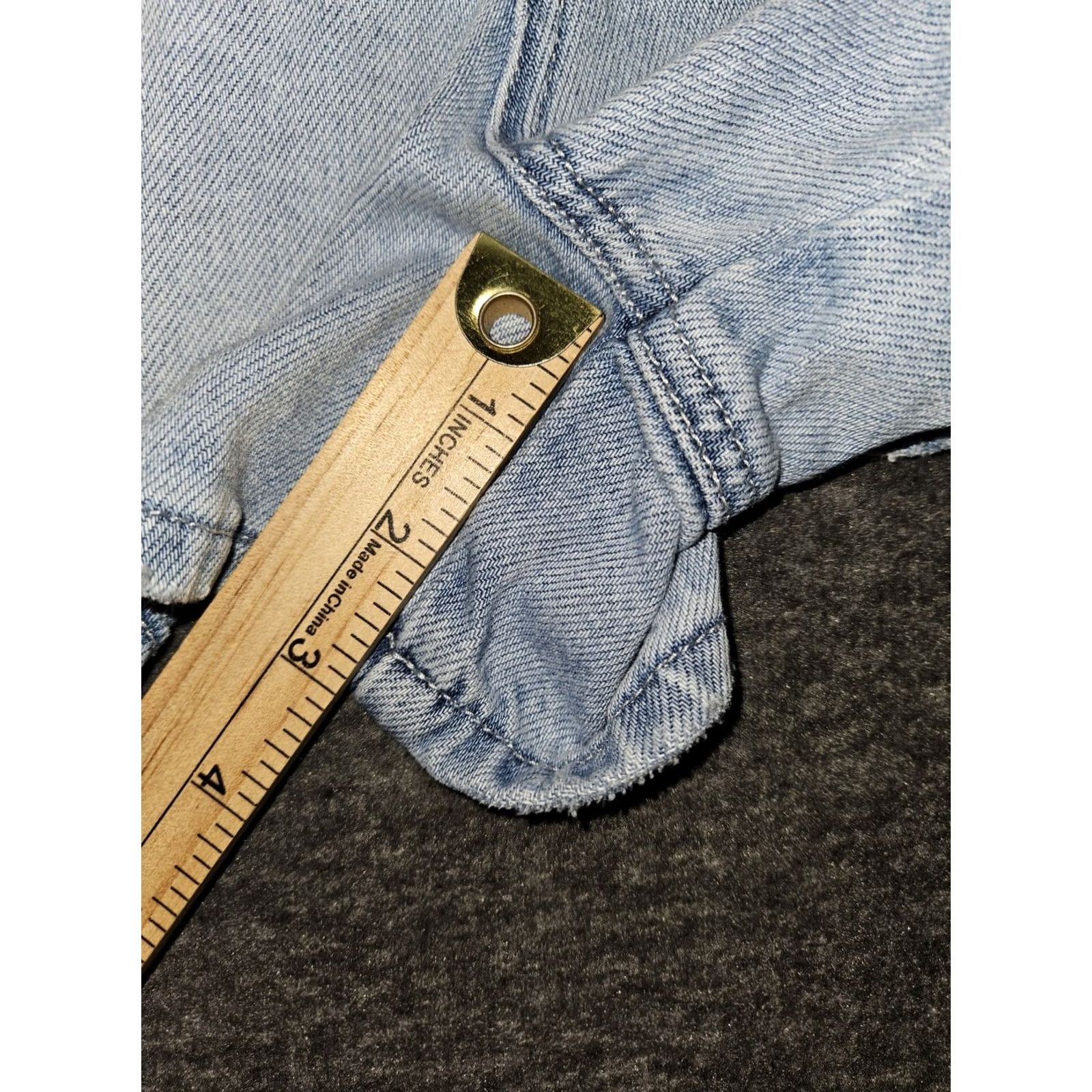 American Eagle Outfitters American Eagle Mom Short Blue Denim Belted Button Fly Distressed Women's 12 Size 34" / US 12 / IT 48 - 7 Thumbnail