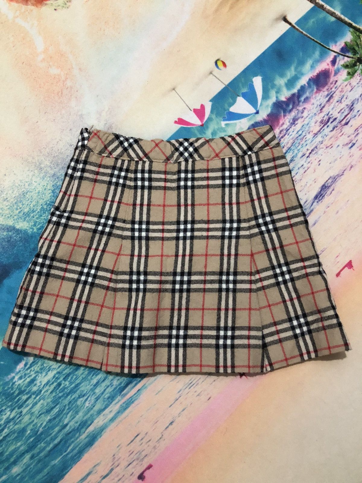 Burberry × Designer × Vintage Burberry Mini Skirt Youth 120 Size 22" - 1 Thumbnail