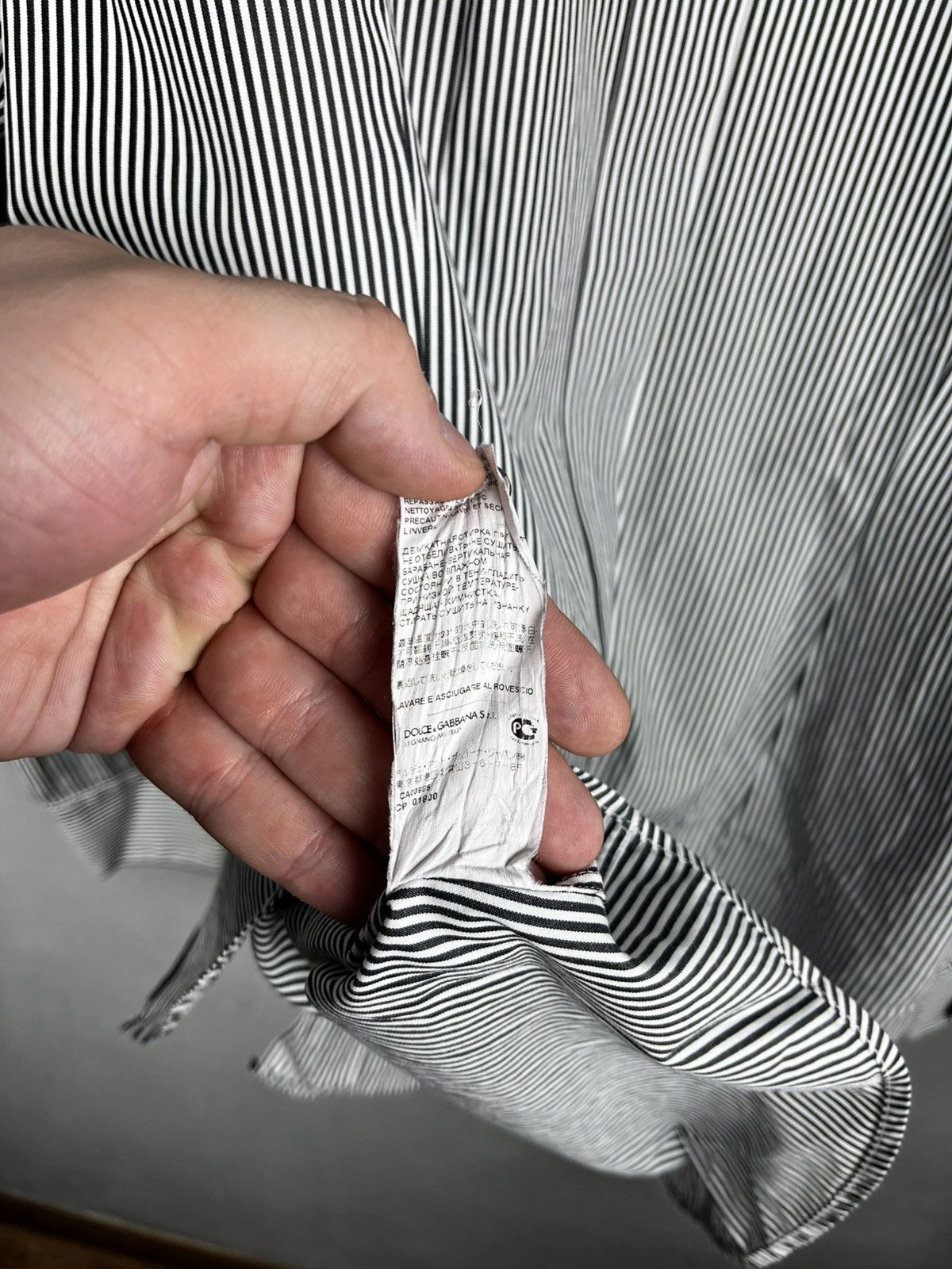 Dolce & Gabbana Dolce Gabbana button old money shirt Size US L / EU 52-54 / 3 - 8 Thumbnail