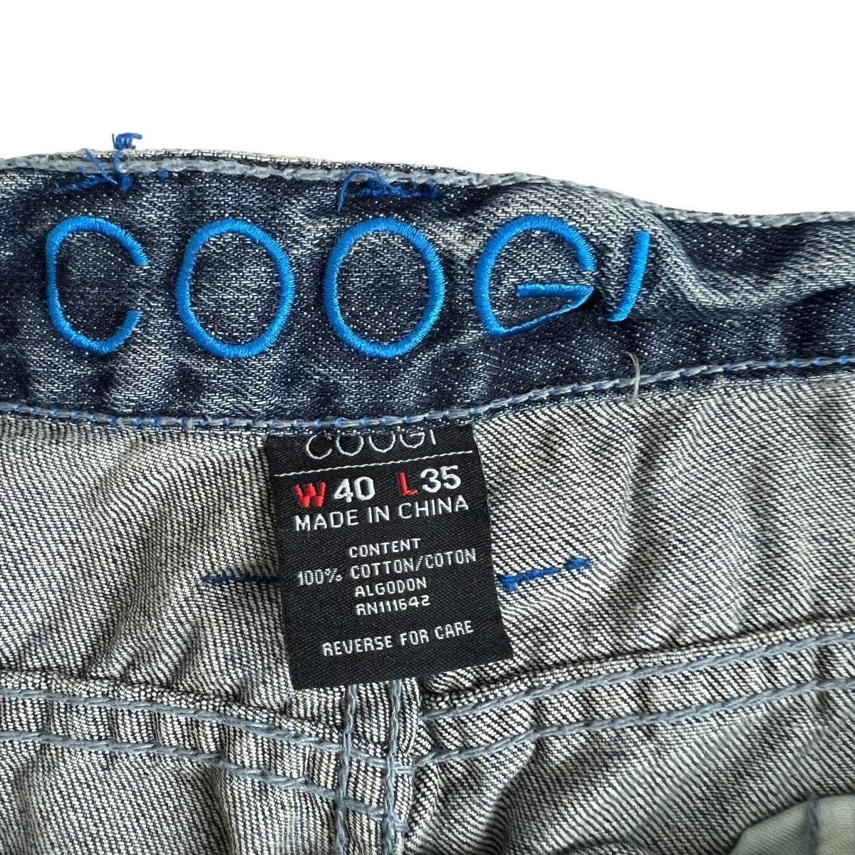 Coogi Coogi Medium Wash Embroidered Pocket Baggy Y2K Jeans 40 X 35 Size US 40 / EU 56 - 8 Thumbnail