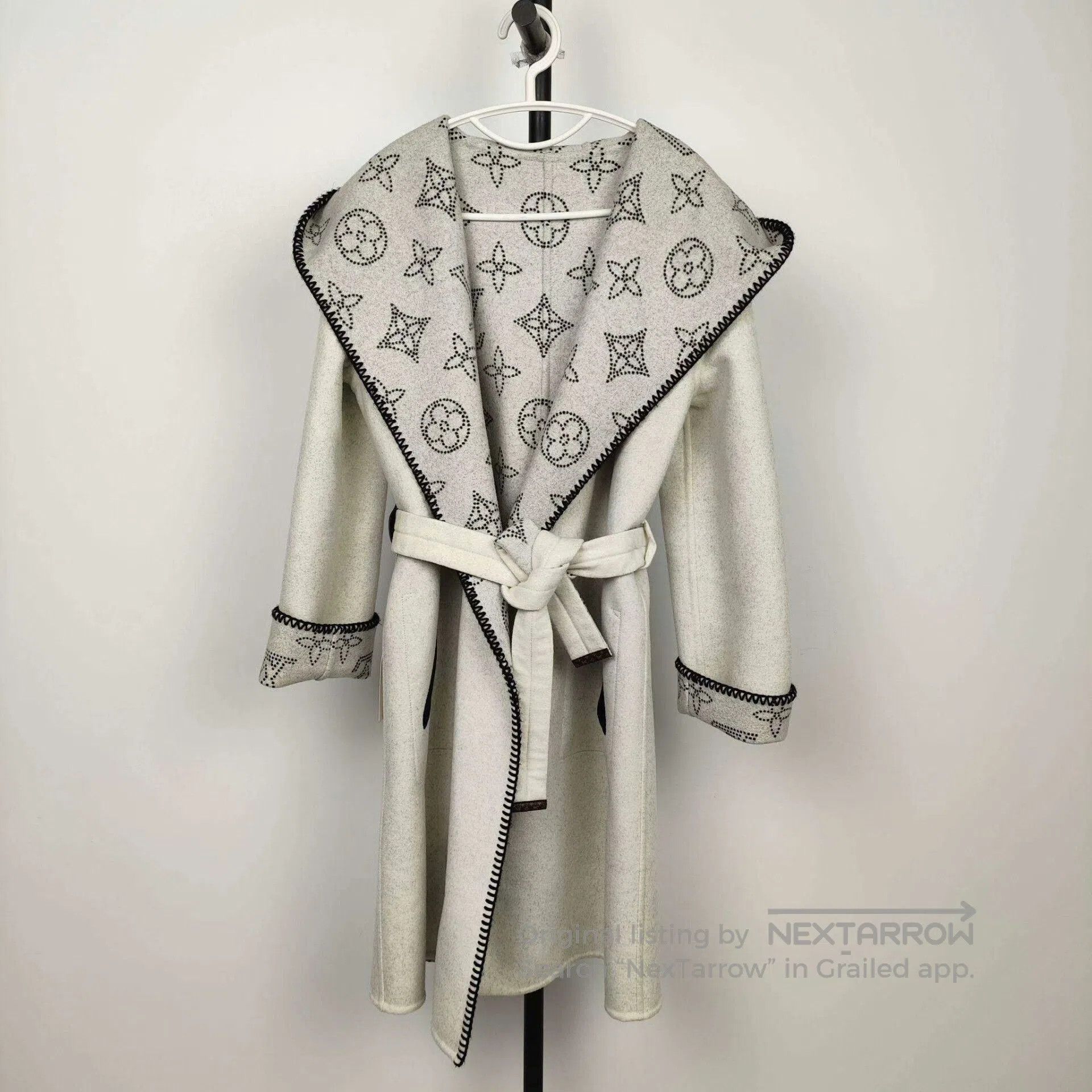 Louis Vuitton Louis Vuitton Cashmere Double. Size XXS / US 00 / IT 34 - 1 Thumbnail
