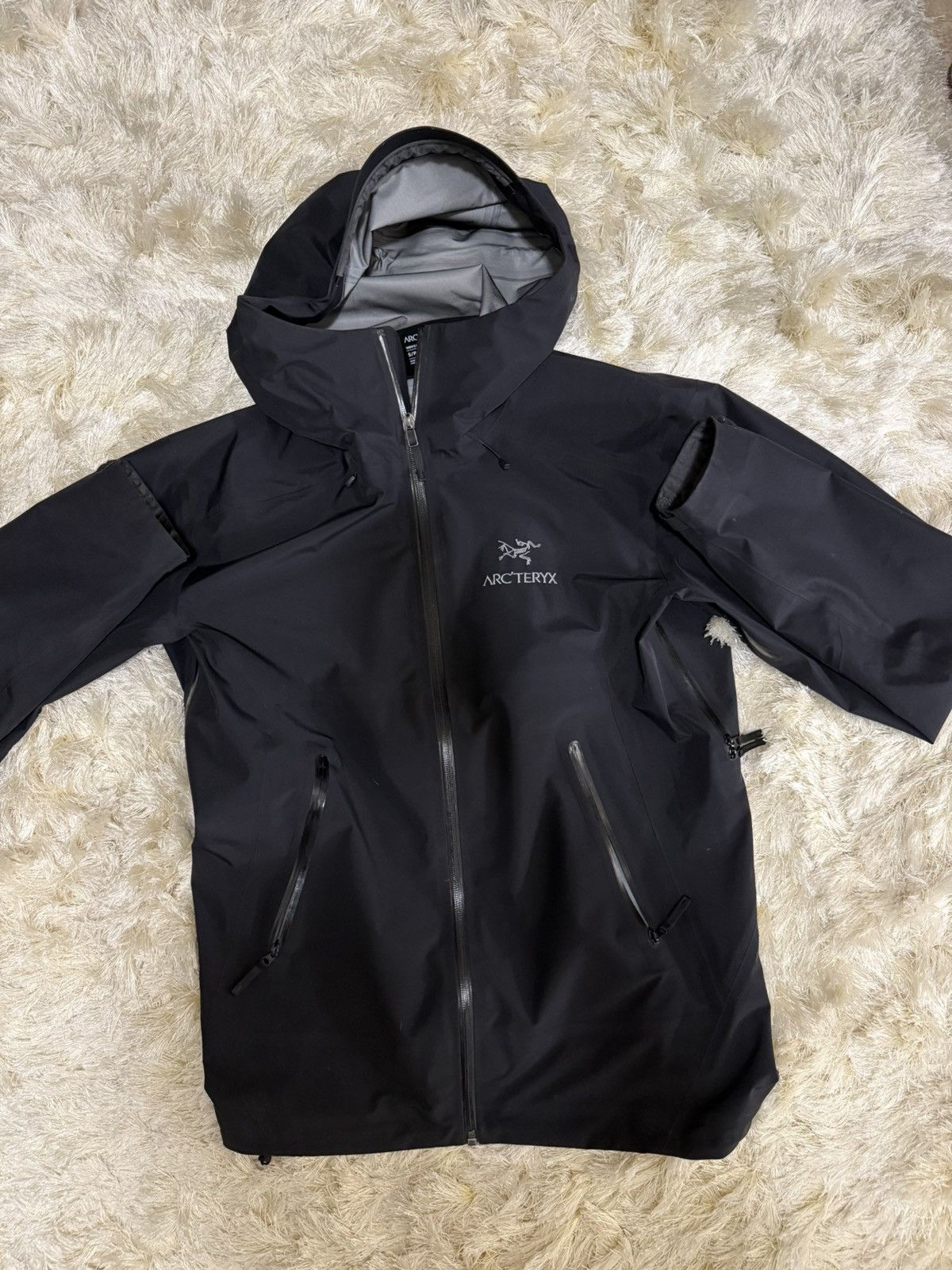 Arcteryx Gore Tex Jacket | Grailed