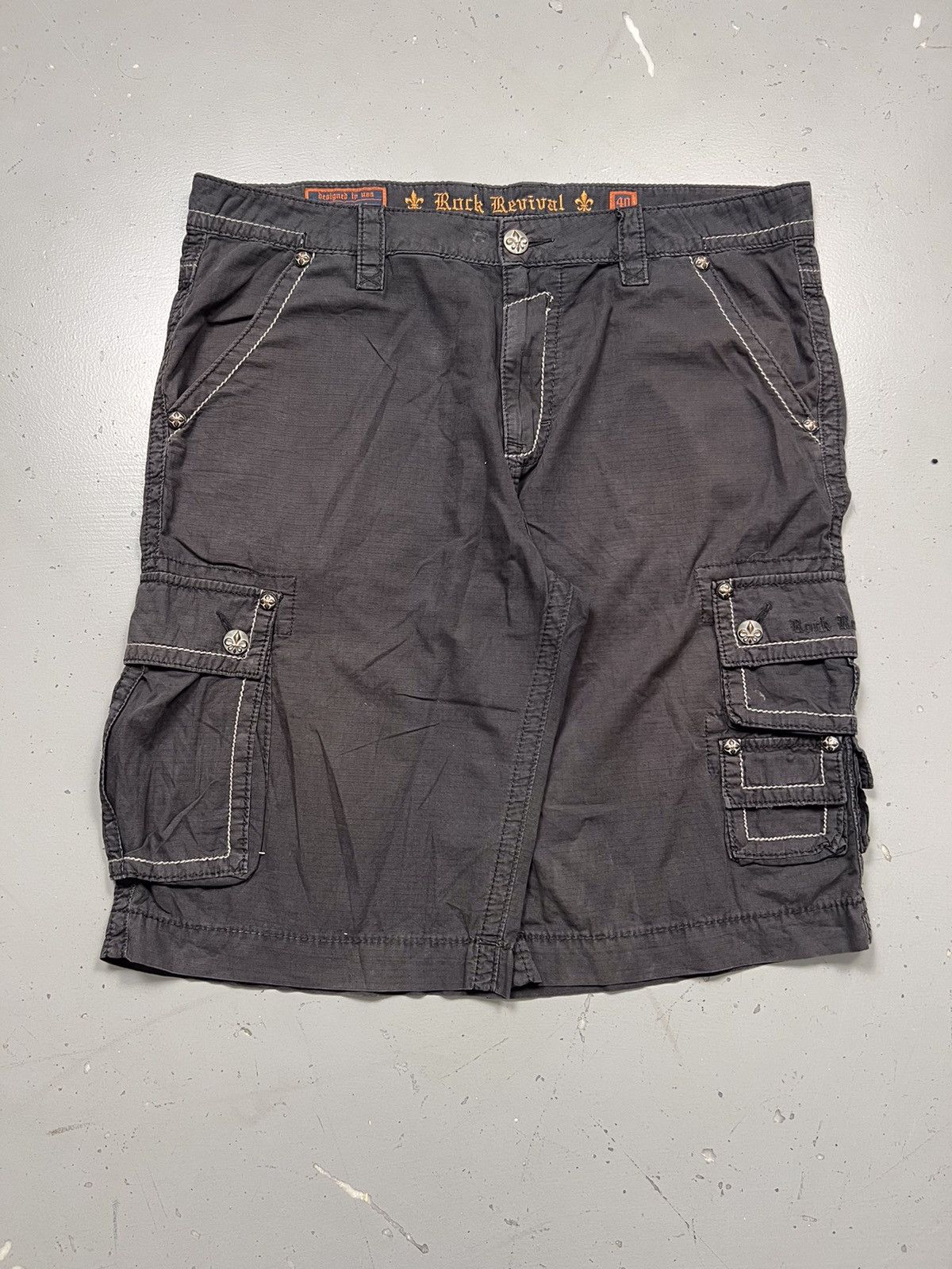 Rock Revival Vintage rock revival cargo short Size US 42 / EU 58 - 1 Thumbnail