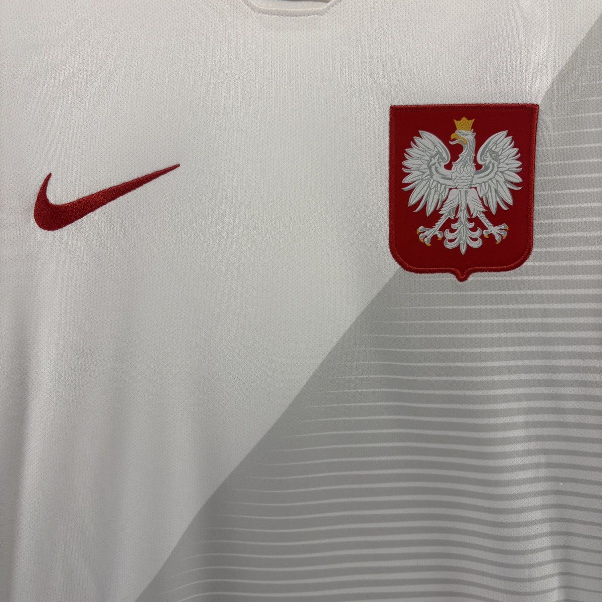 Nike × Vintage Poland 2018 Home Nike Soccer Football Jersey Shirt Kit White Size US S / EU 44-46 / 1 - 3 Thumbnail