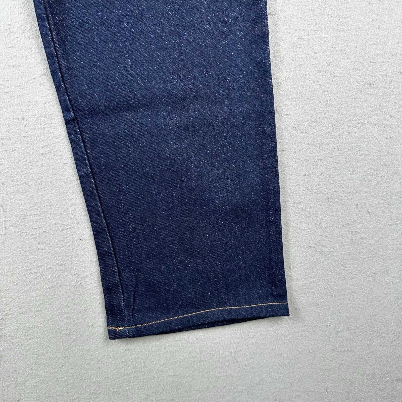 Dr. Martens Dr Marten Air Wair Relaxed Fit Jeans Men’s 36x32 Blue Denim Size US 36 / EU 52 - 7 Thumbnail