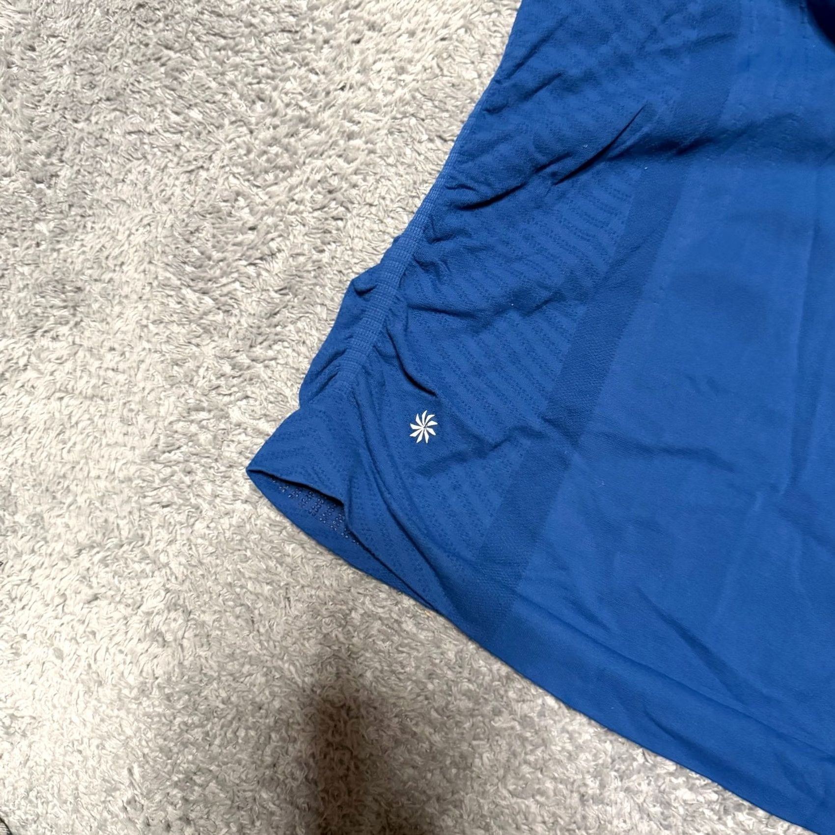 Athleta Athleta Shirt Womens Large Blue Speedlight Seamless Short Sleeve Tee Size L / US 10 / IT 46 - 2 Thumbnail