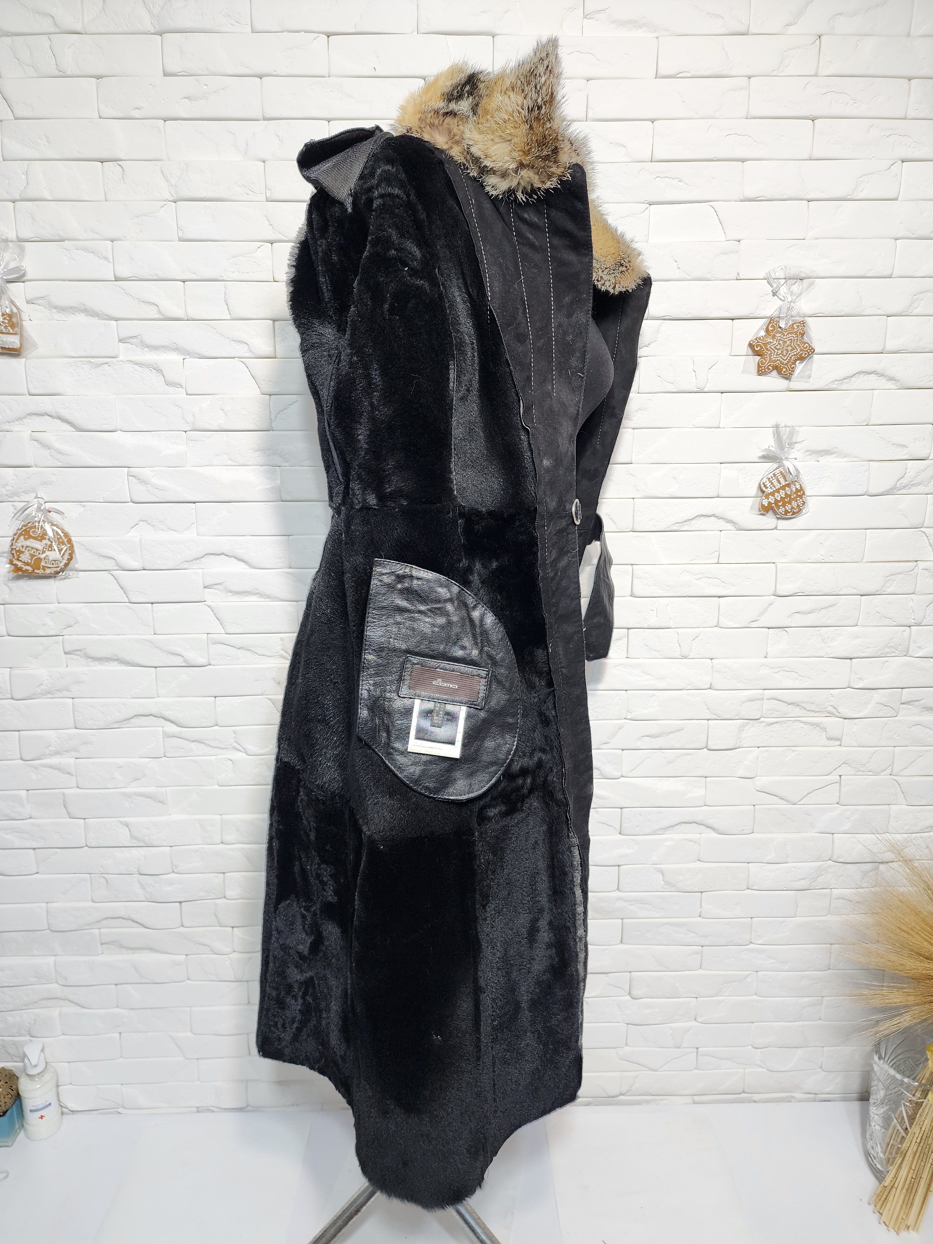 Furla Black Sheepskin Coat: Women's Genuine Fur, Size S / US 4 / IT 40 - 10 Thumbnail