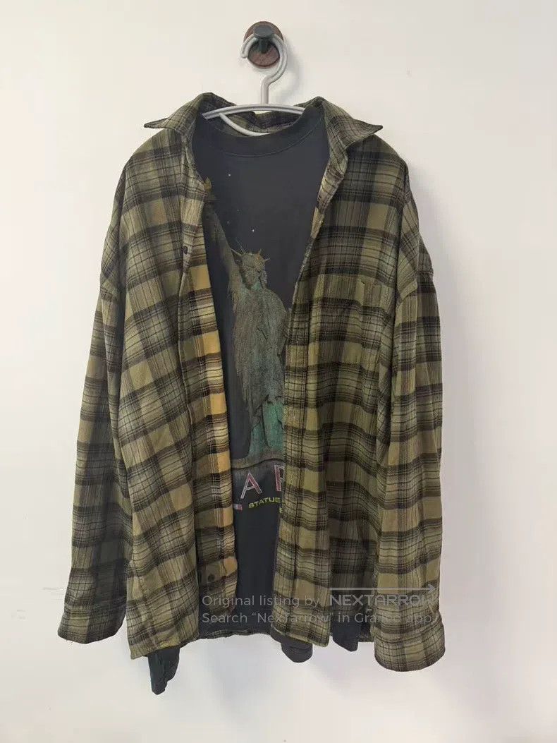 Balenciaga Balenciaga Two-button plaid shirt from Liberty Size US M / EU 48-50 / 2 - 1 Thumbnail