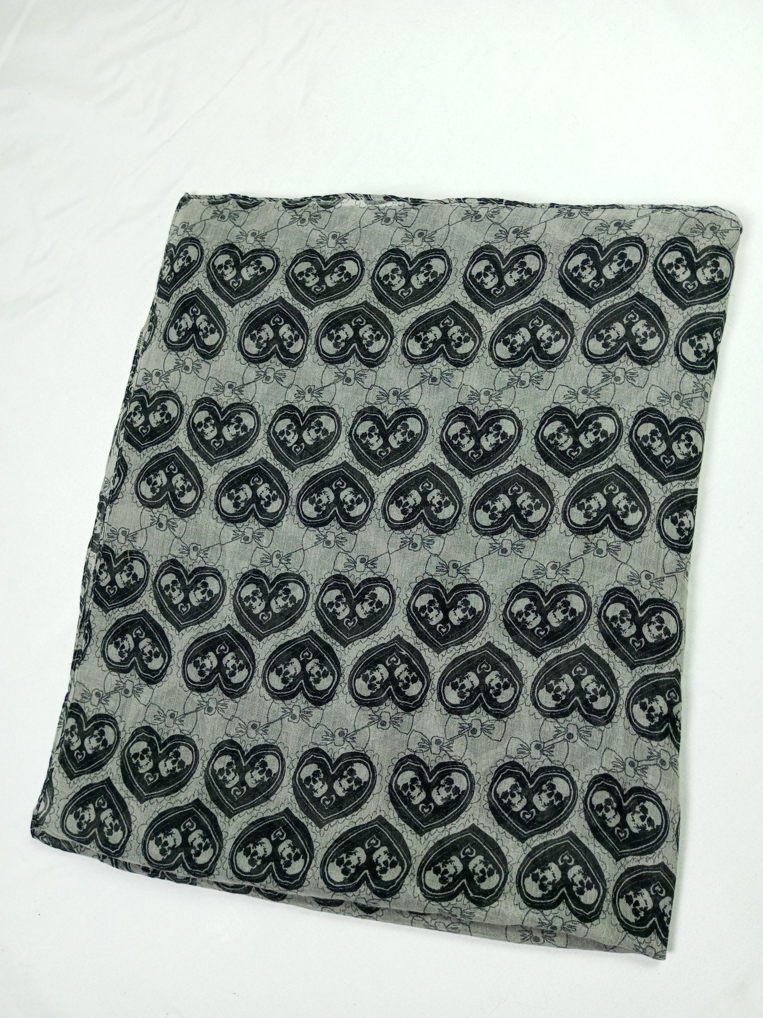Japanese Brand Skulls Scarf Inspired By Alexander McQueen Size ONE SIZE - 8 Thumbnail