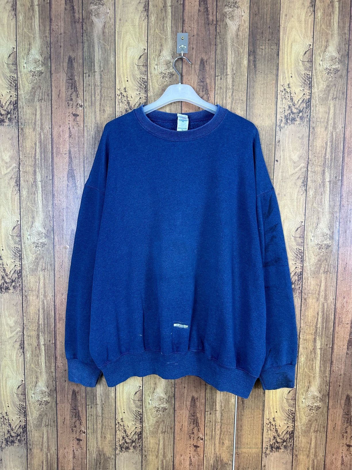 Fruit Of The Loom × Vintage Vintage Plain FOTL Distressed Faded Crewneck A298 Size US XL / EU 56 / 4 - 1 Thumbnail