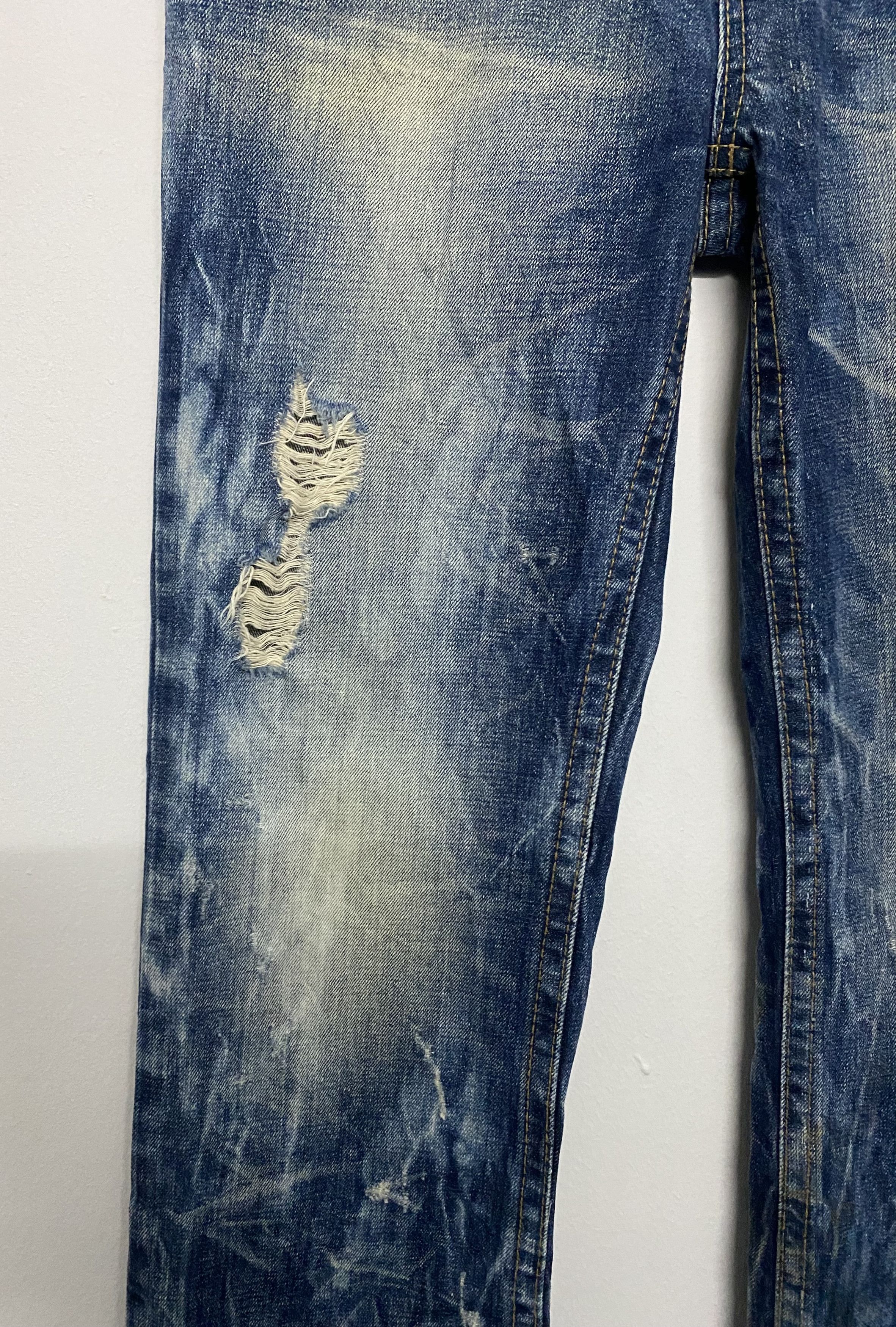 Vintage Cloud 72 Gothic Distressed Denim Jeans Ripped Skull Wing Size US 34 / EU 50 - 7 Thumbnail