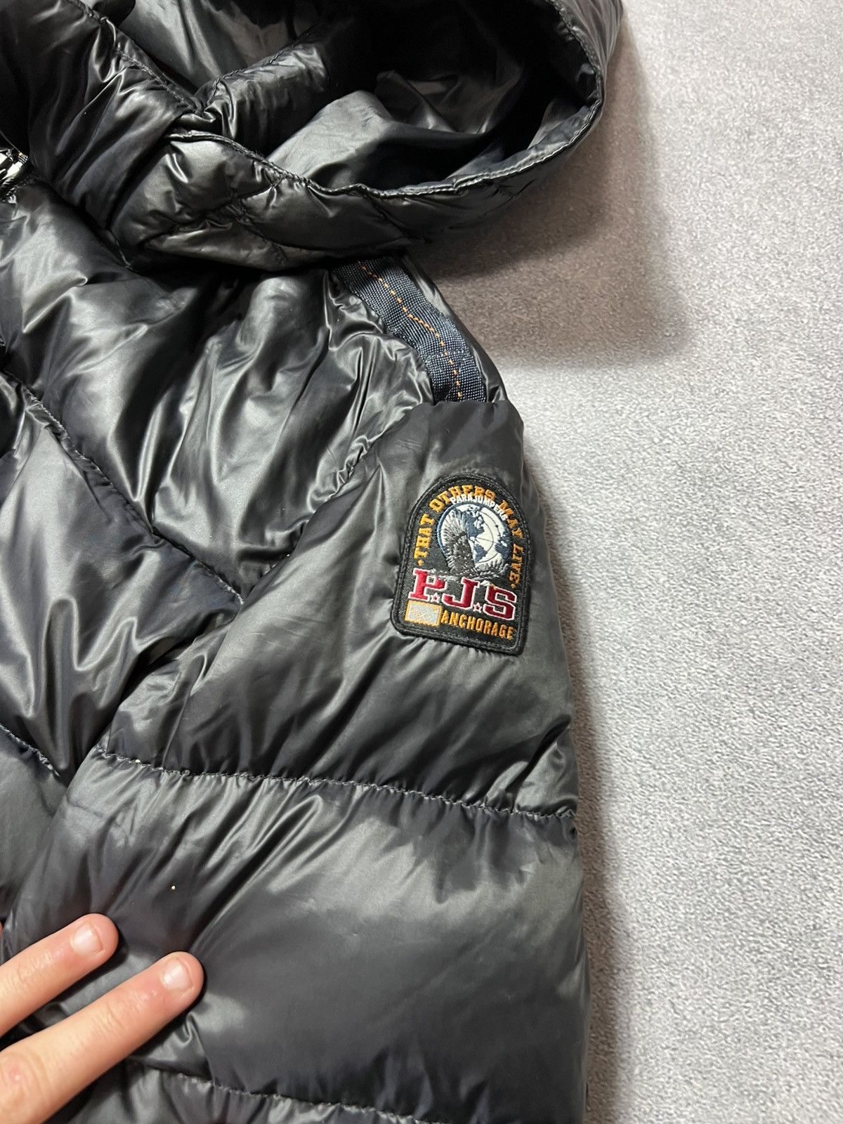 Parajumpers 🖤 PARAJUMPERS GREG DOWN JACKET — BLACK — SIZE L Size US L / EU 52-54 / 3 - 15 Thumbnail