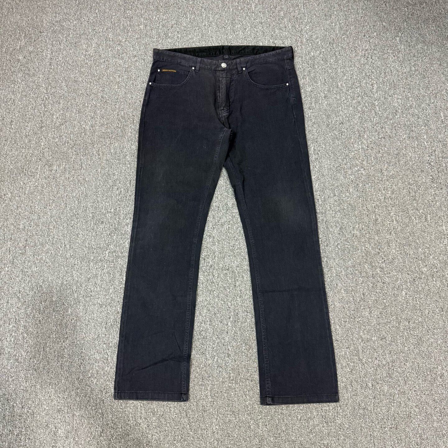 Louis Vuitton Louis Vuitton LV Casual Pants Size US 26 / EU 42 - 1 Thumbnail