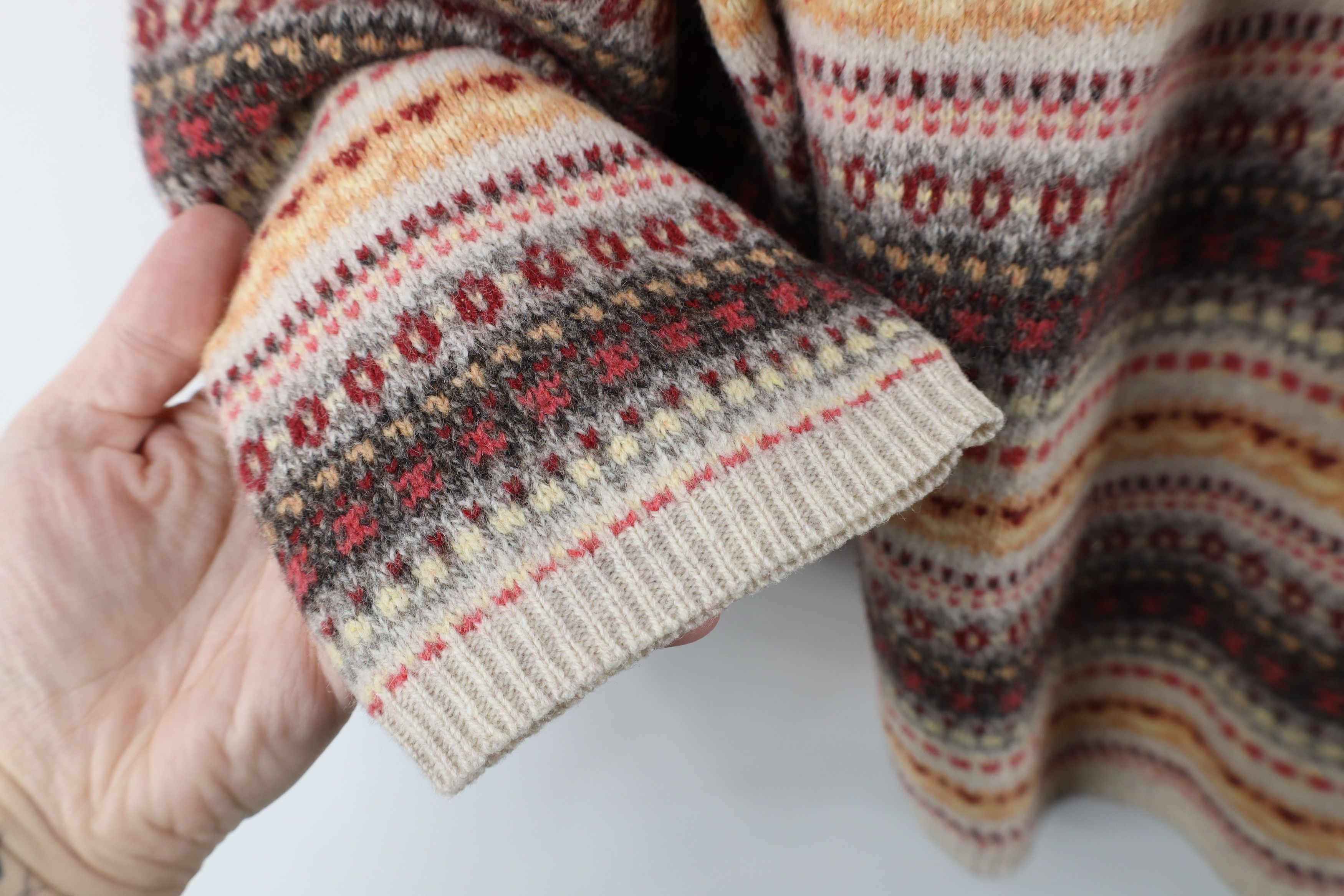 Eddie Bauer × Vintage Vintage 90s Eddie Bauer Lambswool Knit Fair Isle Sweater Size L / US 10 / IT 46 - 5 Thumbnail