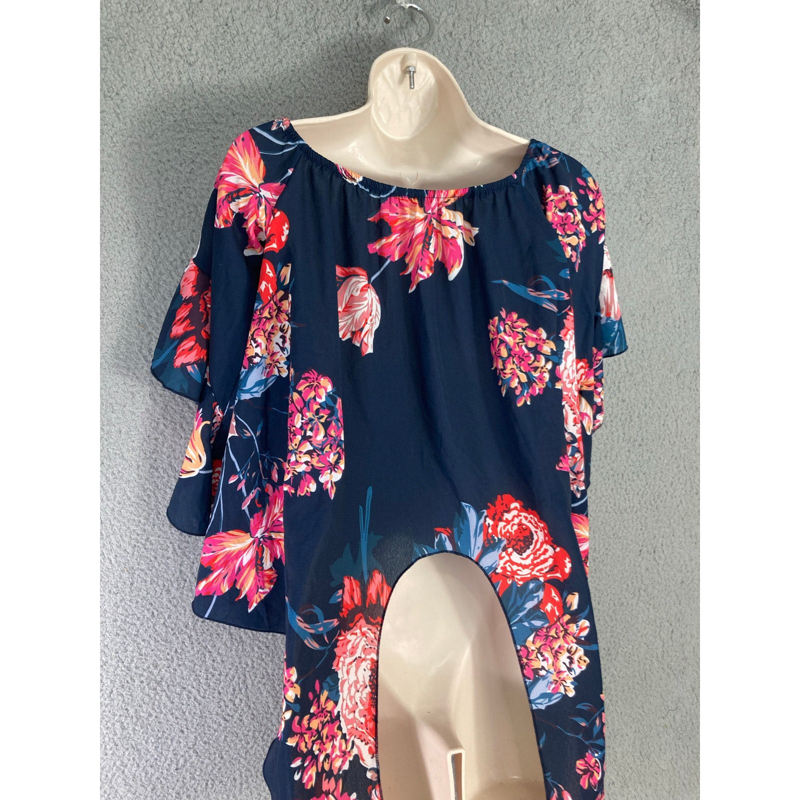 Other Women's Off Shoulder Floral Bell Sleeve Blouse Size S Size S / US 4 / IT 40 - 9 Thumbnail