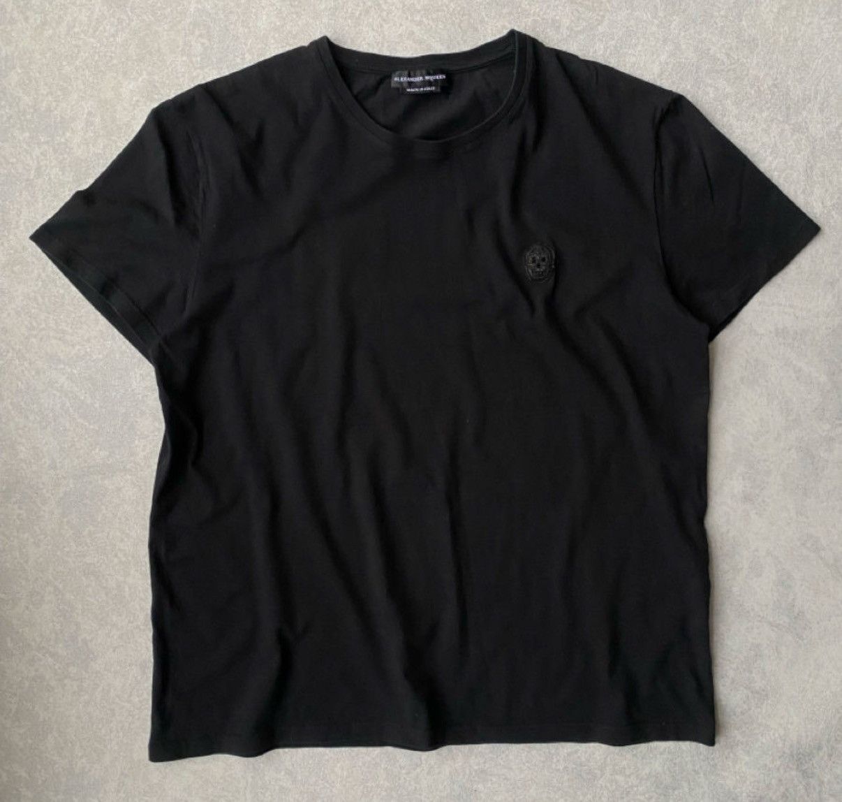 Alexander McQueen Alexander McQueen Black Skull Patch T-Shirt Size US M / EU 48-50 / 2 - 1 Thumbnail