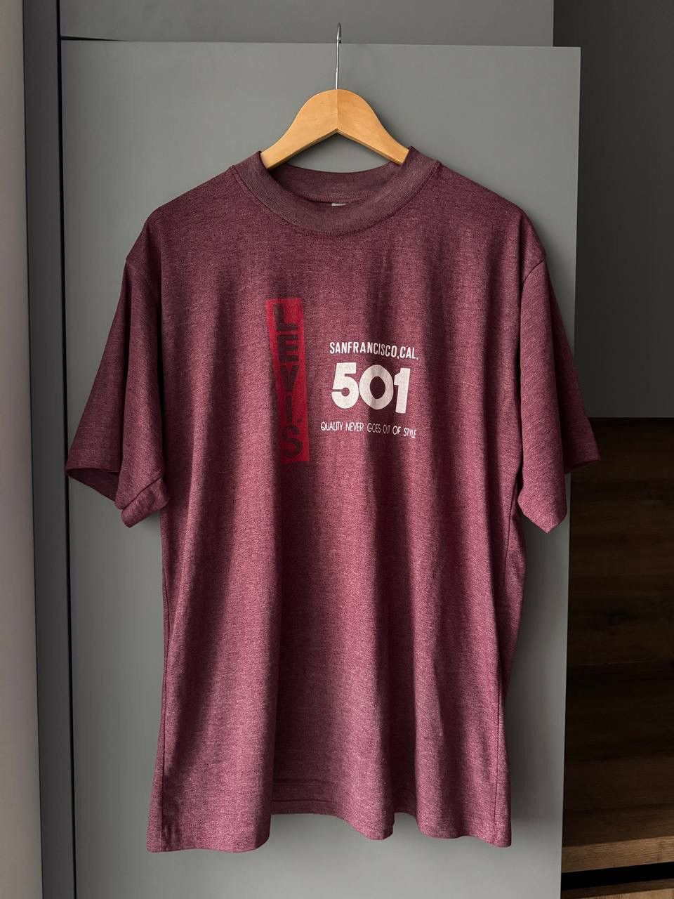 Levi's × Levi's Vintage Clothing Vintage 1990s Levi’s 501 T shirt mens Large tee Rare Size US L / EU 52-54 / 3 - 1 Thumbnail