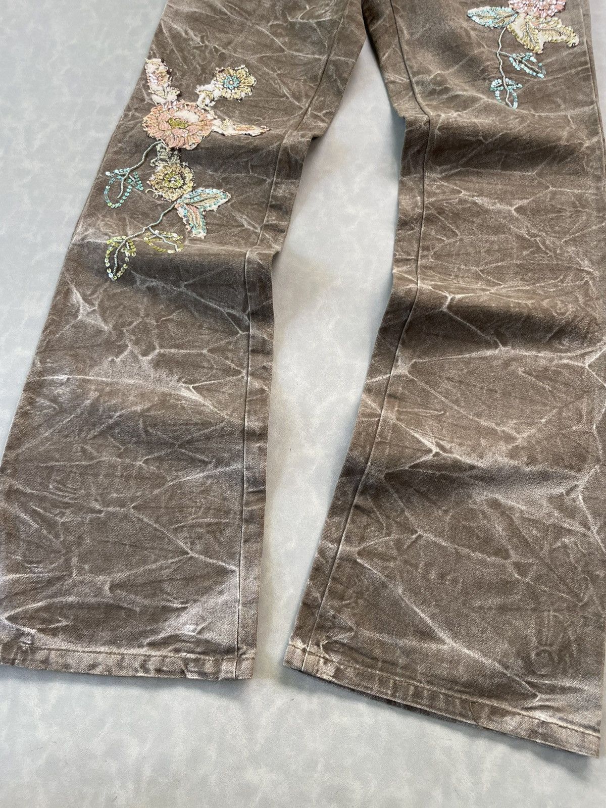 Japanese Brand 💥Y2k Crazy Whisker Flare💥 Japanese Brand Flower Embroidery Size US 31 - 2 Thumbnail