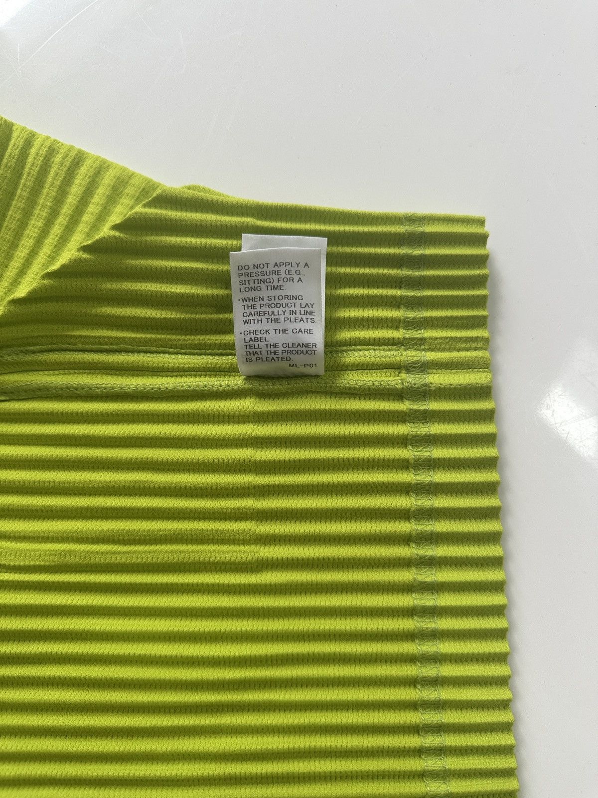 Homme Plisse Issey Miyake HOMME PLISSÉ ISSEY MIYAKE Green Pleats Tube Neck Warmer Size ONE SIZE - 9 Thumbnail