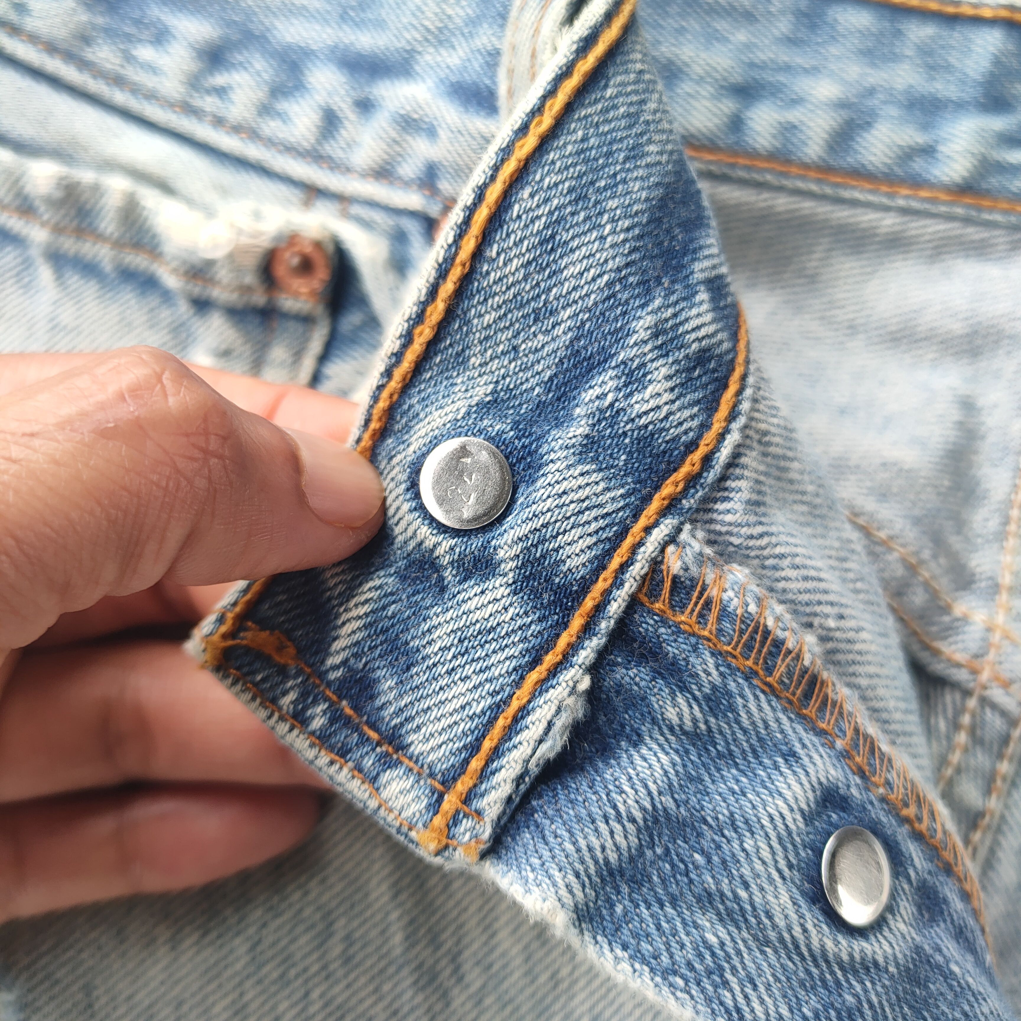 Levi's Vintage Clothing VINTAGE 97' LEVI'S 501 USA RIPPED FADED JEANS DENIM PANTS Size US 34 / EU 50 - 8 Thumbnail