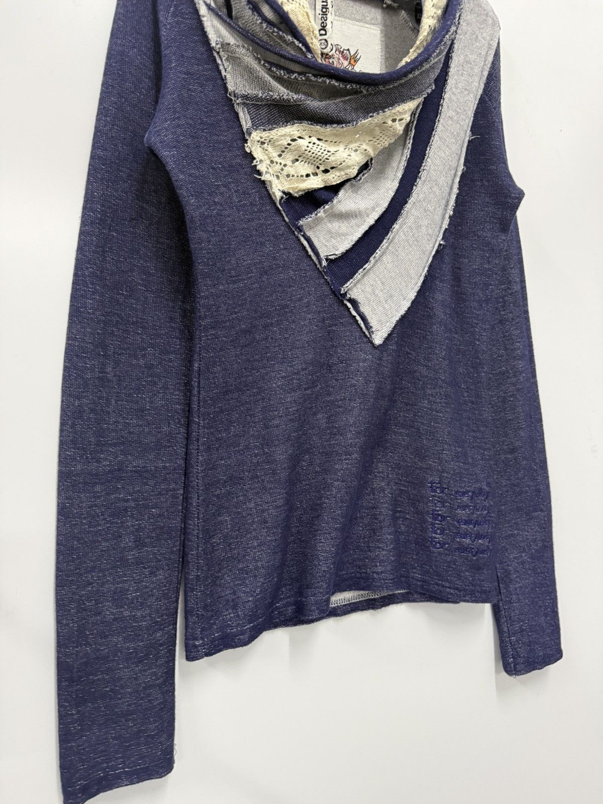 Desigual 🔥 Desigual Art Of Spanish Designer Shawl Collar soft Sweat Size XS / US 0-2 / IT 36-38 - 3 Thumbnail