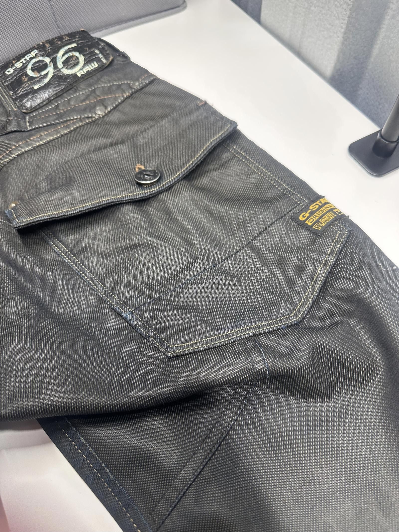 Designer G-Star RAW 96 Men’s Cargo Trousers - Stylish Black Design Size US 26 / EU 42 - 5 Thumbnail
