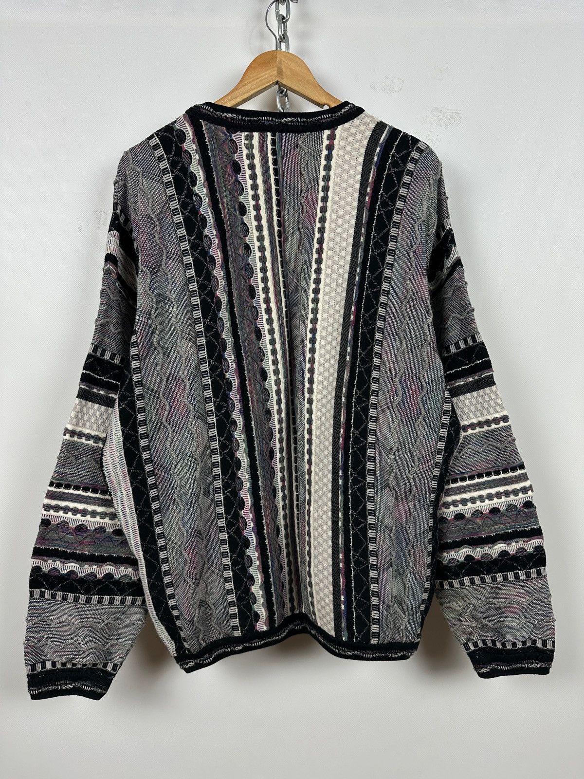 Tundra Canada Vintage Tundra Canada 3D Knit Coogi Style Sweater Size US XL / EU 56 / 4 - 2 Thumbnail
