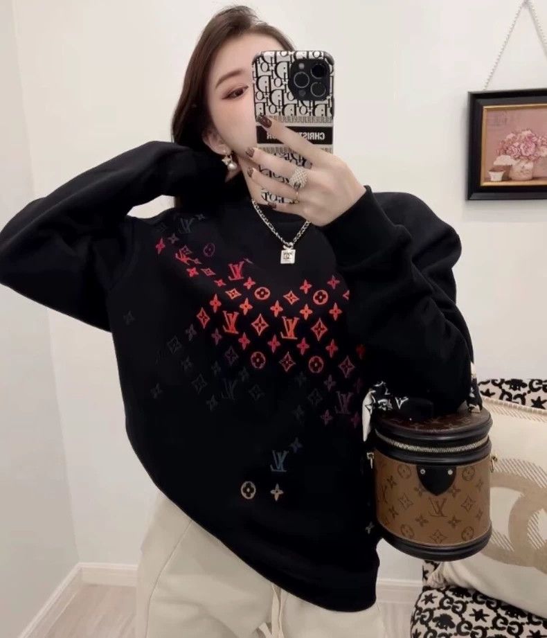 Louis Vuitton Louis Vuitton 24 black logo presbyopic gradient cotton cre Size US XXL / EU 58 / 5 - 9 Thumbnail