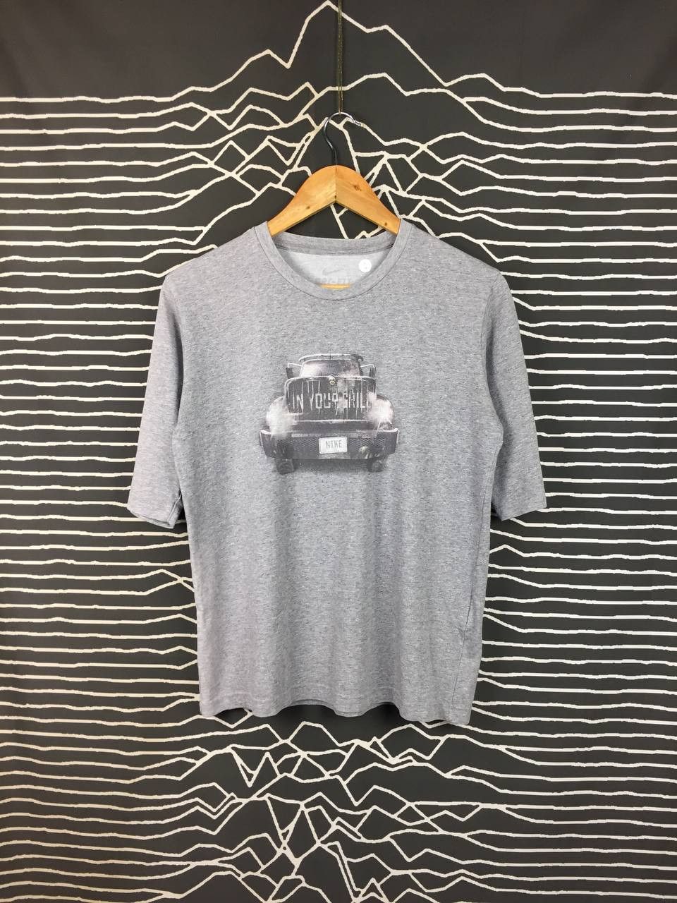 Nike Nike Dri-Fit In Your Grill Truck Graphic Tee Size S Size US S / EU 44-46 / 1 - 2 Thumbnail